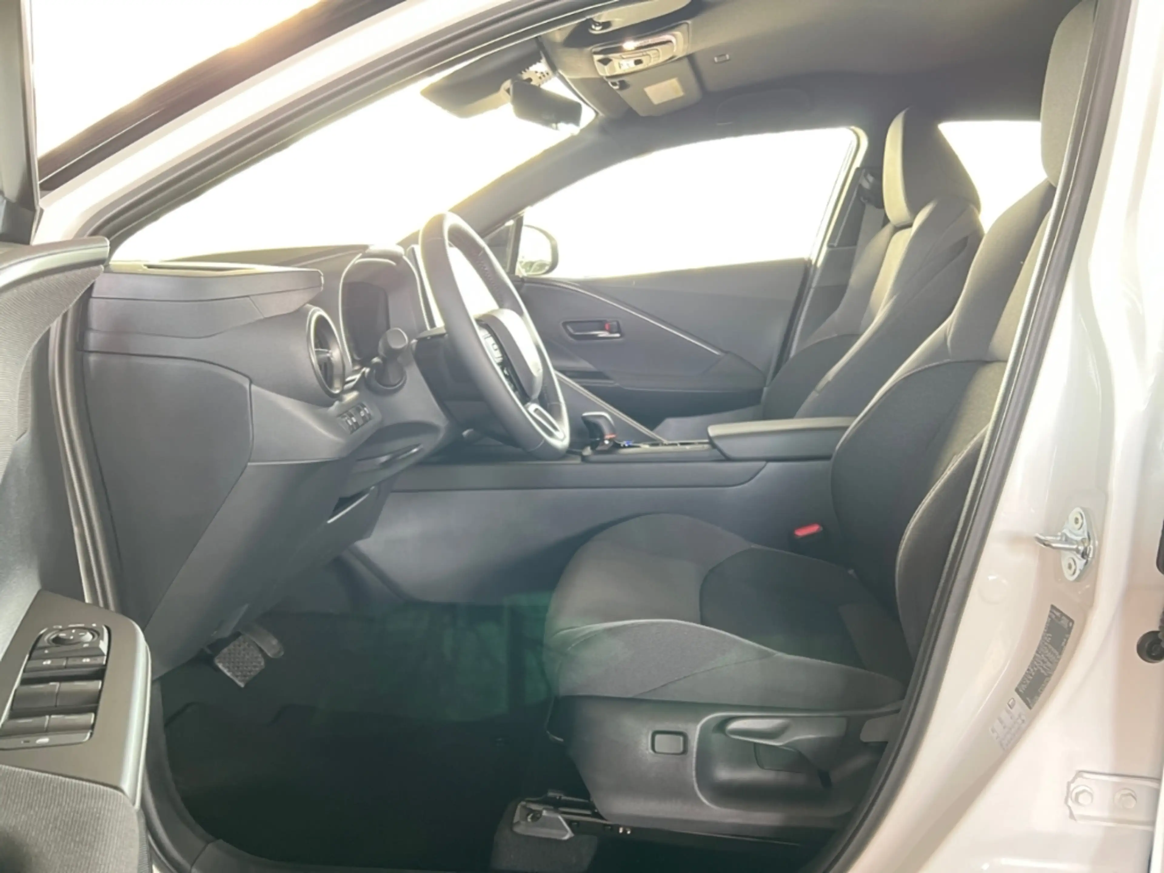 Toyota C-HR 1.8 Hybrid Teamplayer *ACC*PDC*RCam*SHZ* — photo 14