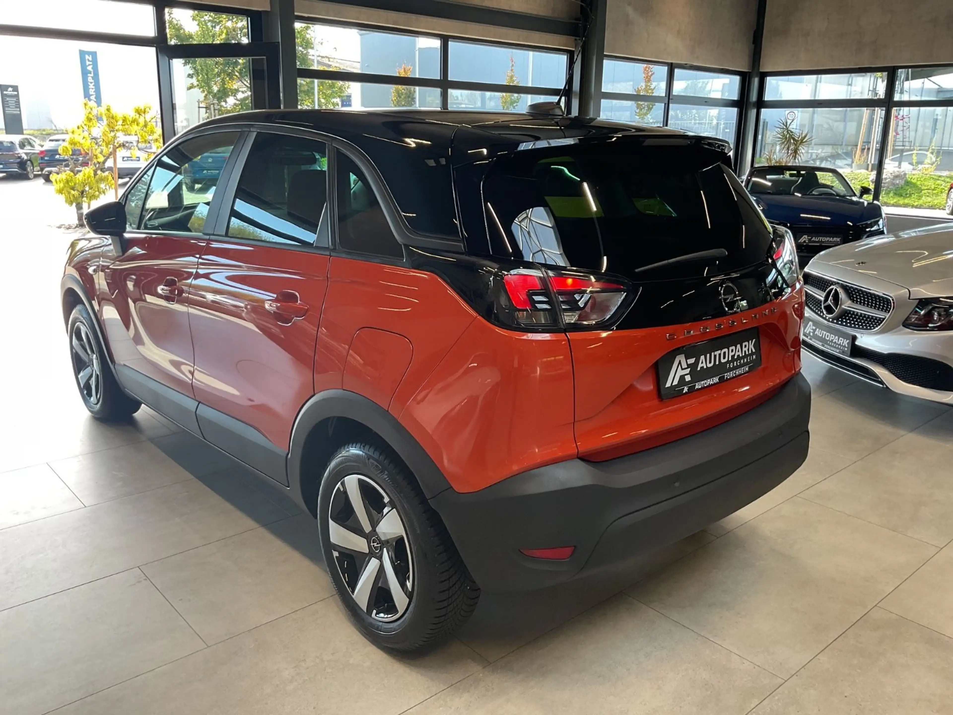 Opel Crossland X 1.2 T Edition Kamera LED Sitzh. GRA — photo 6