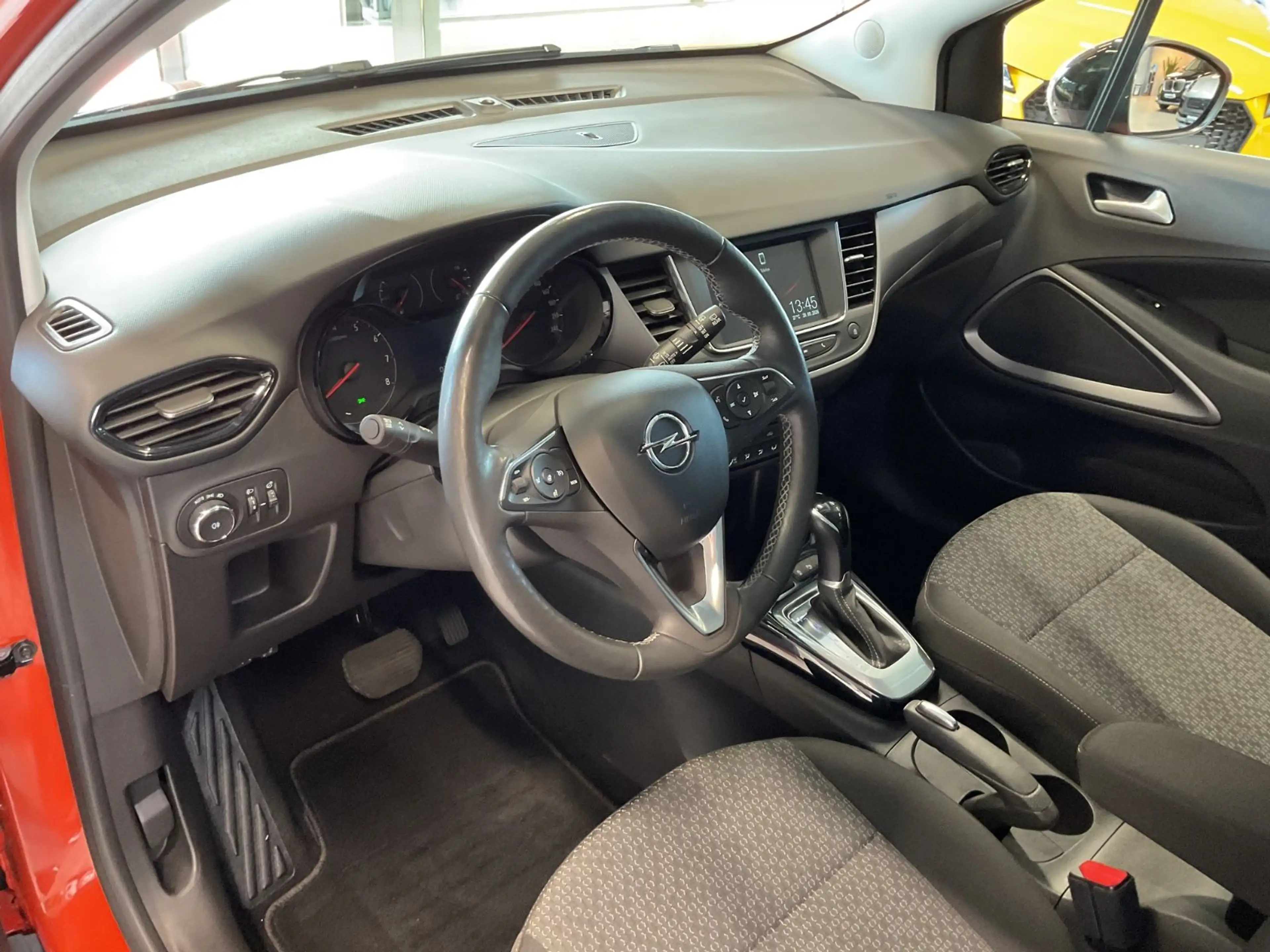 Opel Crossland X 1.2 T Edition Kamera LED Sitzh. GRA — photo 7
