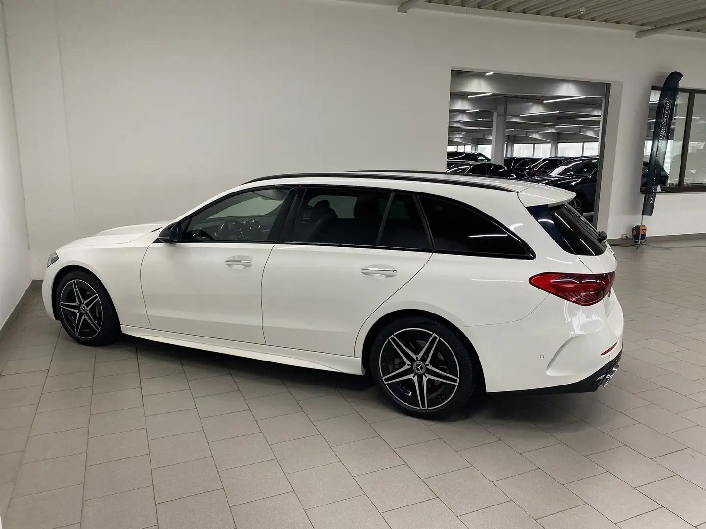 Mercedes-Benz C 200 T AMG+NIGHT+DIGI-LED+DIST+BURM+KAMERA+KEY Weiß - 2