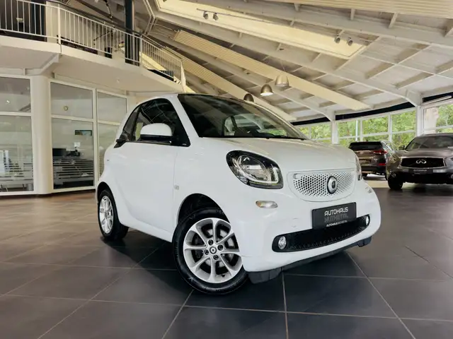 2019 Smart Fortwo in White for sale