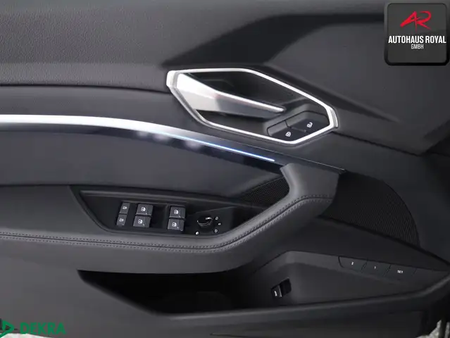 Audi E-Tron view 15