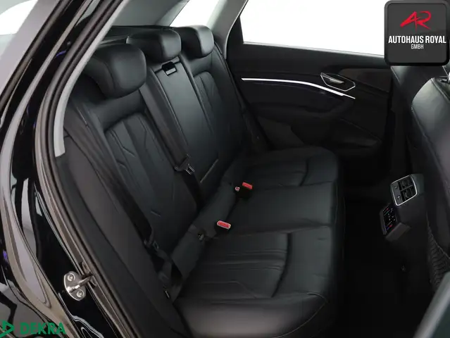Audi E-Tron view 13