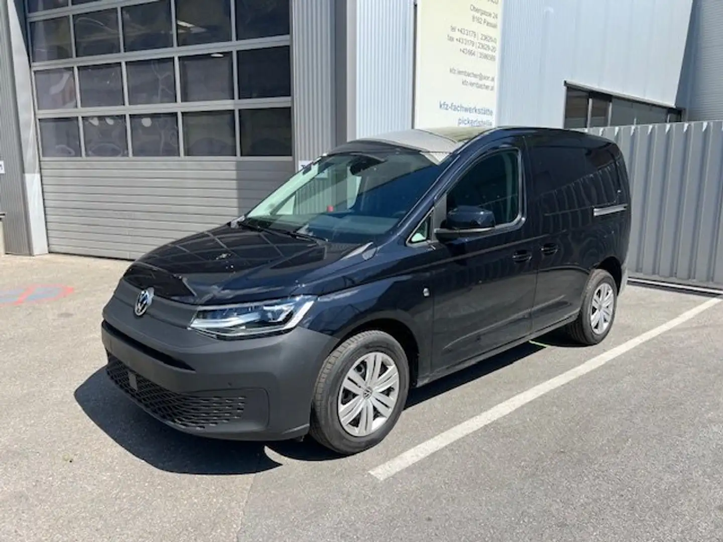 Volkswagen Caddy Basis 4Motion Noir - 1