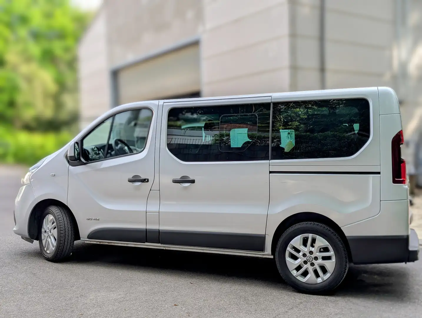 Nissan NV300 NV300 L1H1 2,7 dCi 145 (9-Si.) Premium - 2