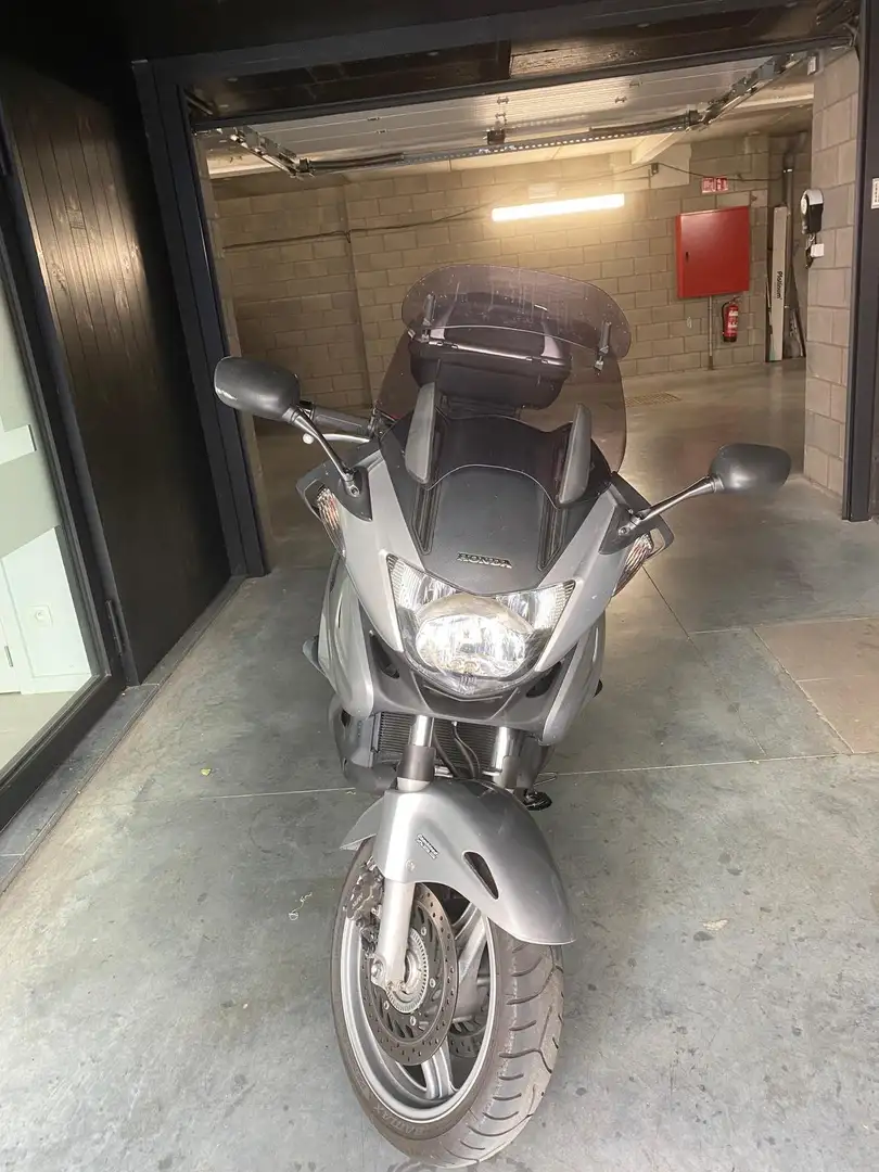 Honda NT 700 Deauville Argent - 2