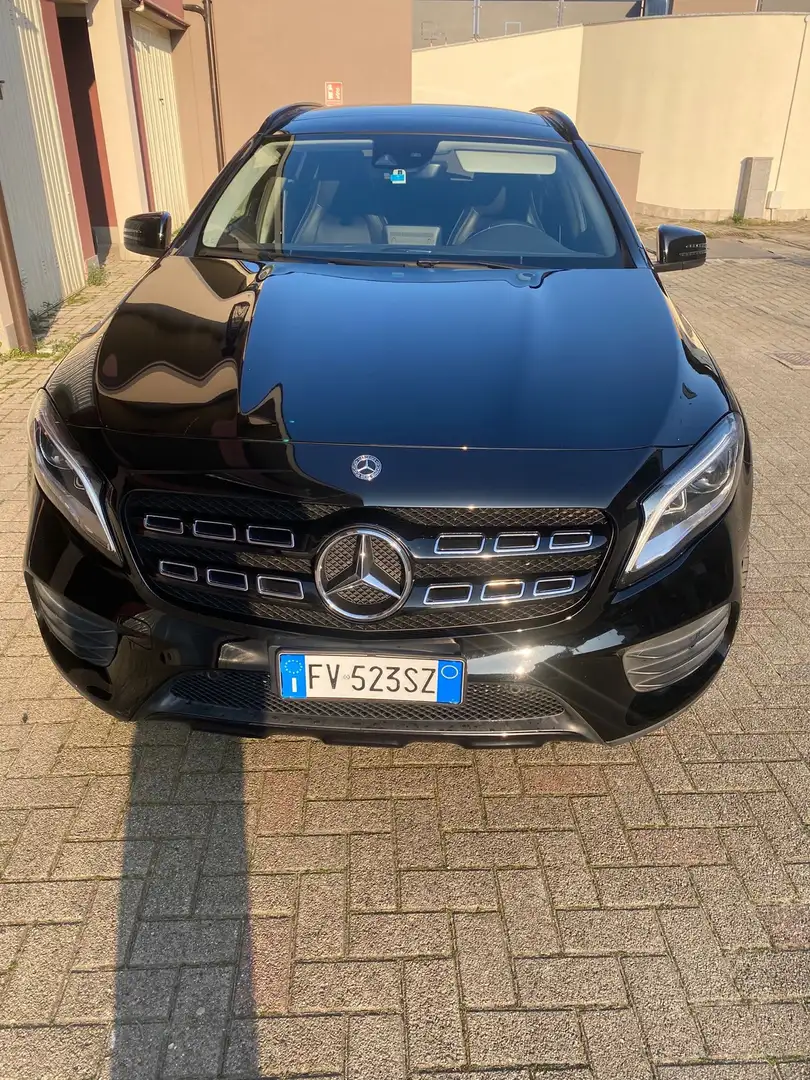 Mercedes-Benz GLA 200 d Night Edition auto - 1