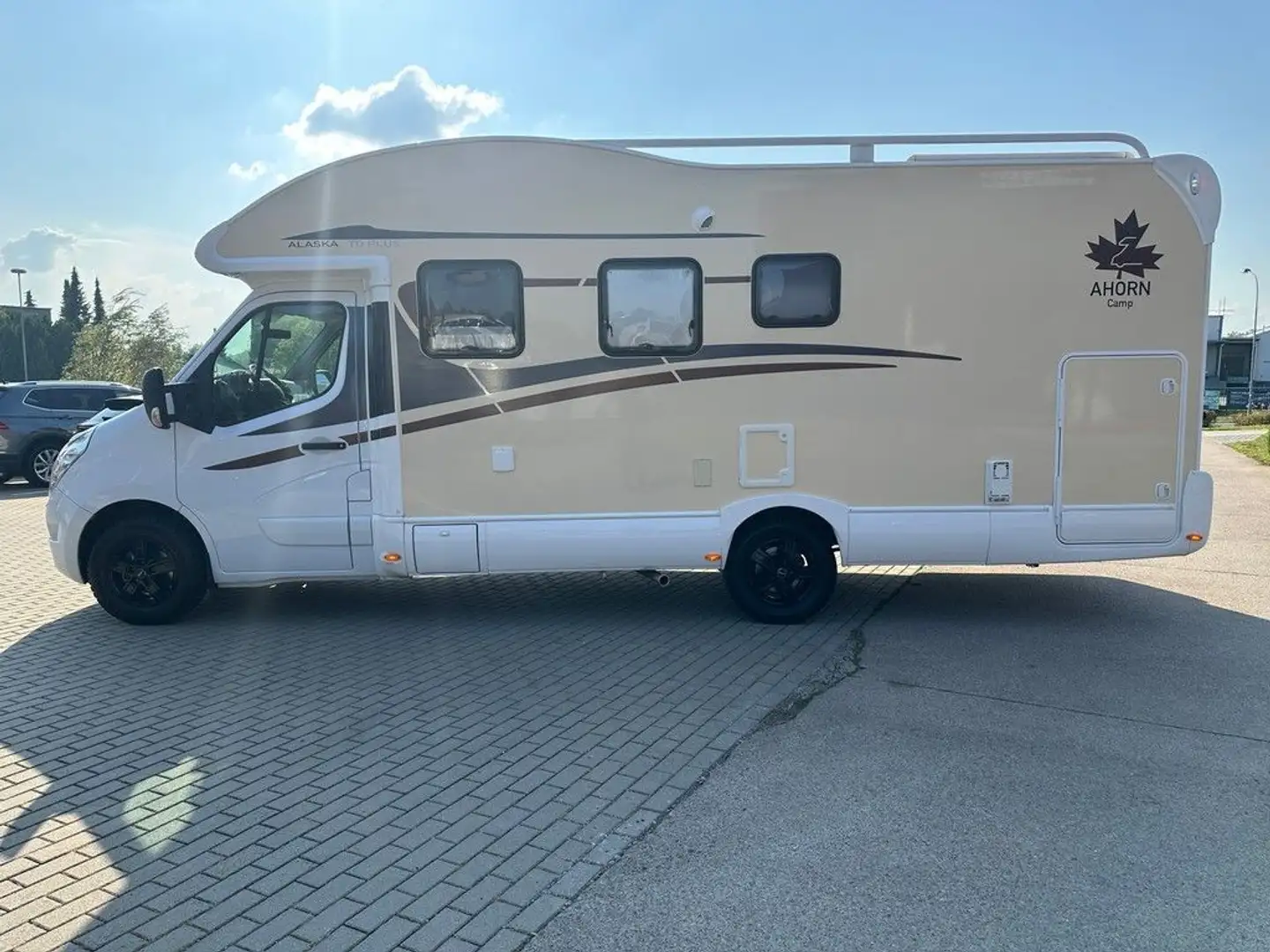 Ahorn Camp Alaska TD Luftfahrwerk/2xSolar/SAT/2xTV/Mar Beige - 2