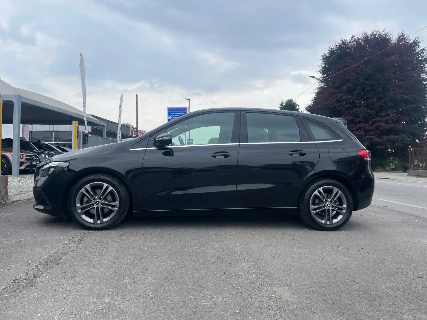 Mercedes-Benz B 180 B 180 d Sport Plus auto Negro - 2