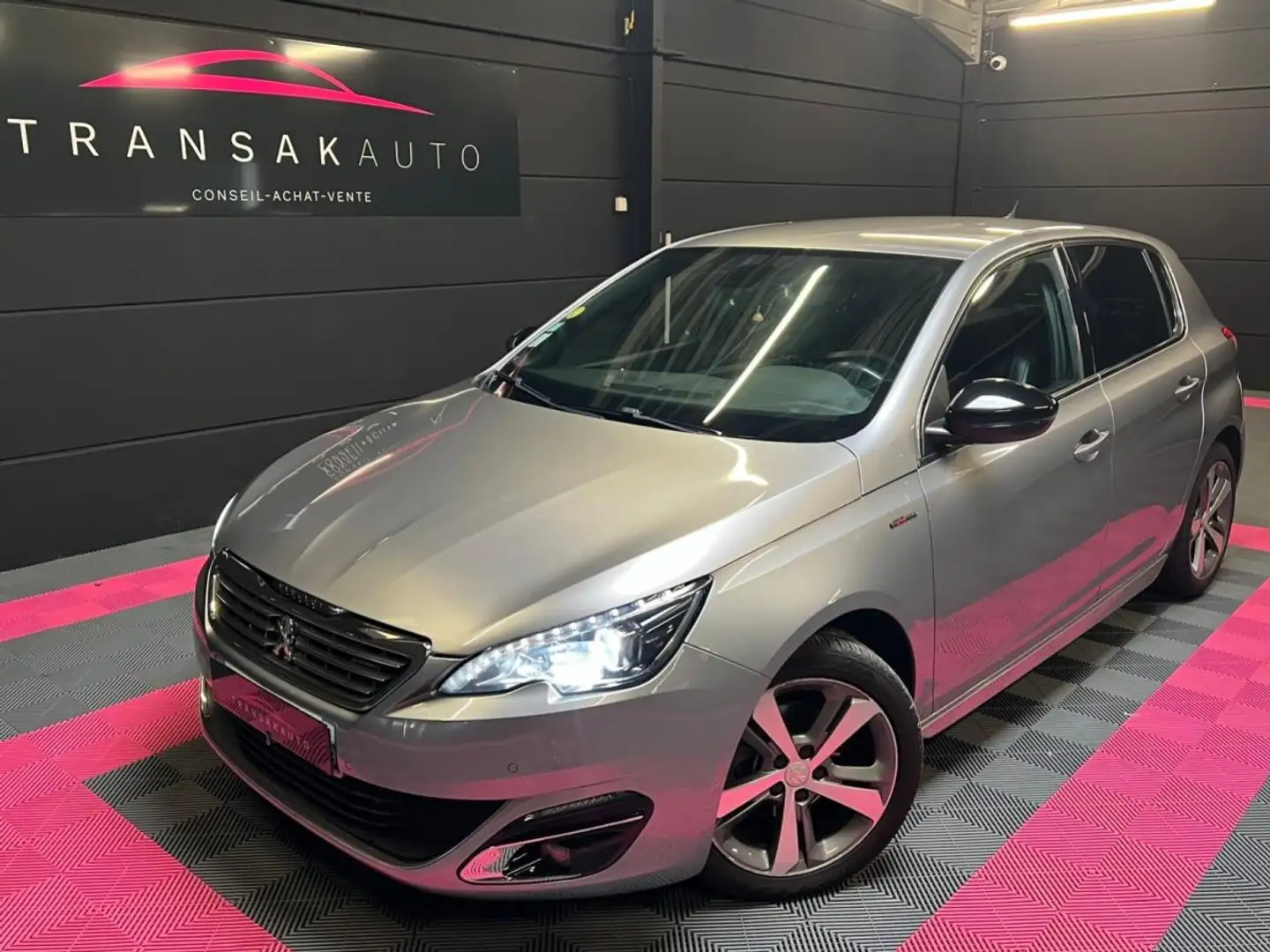 Peugeot 308 1.6 BlueHDi 120ch SS BVM6 GT Line / Caméra de recul / Cuir chauffant ,massant Gris - 1