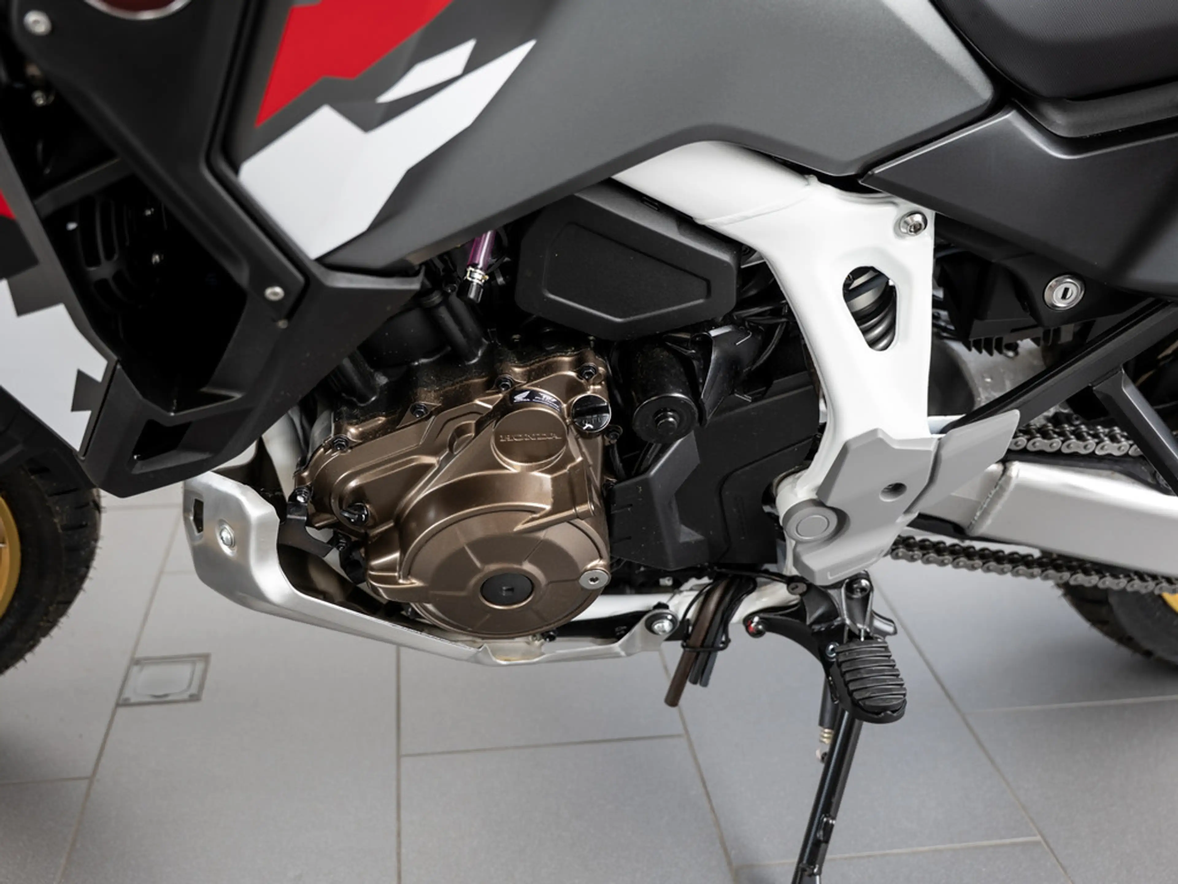 Honda CRF 1100 L Africa Twin LED Adventure — photo 7