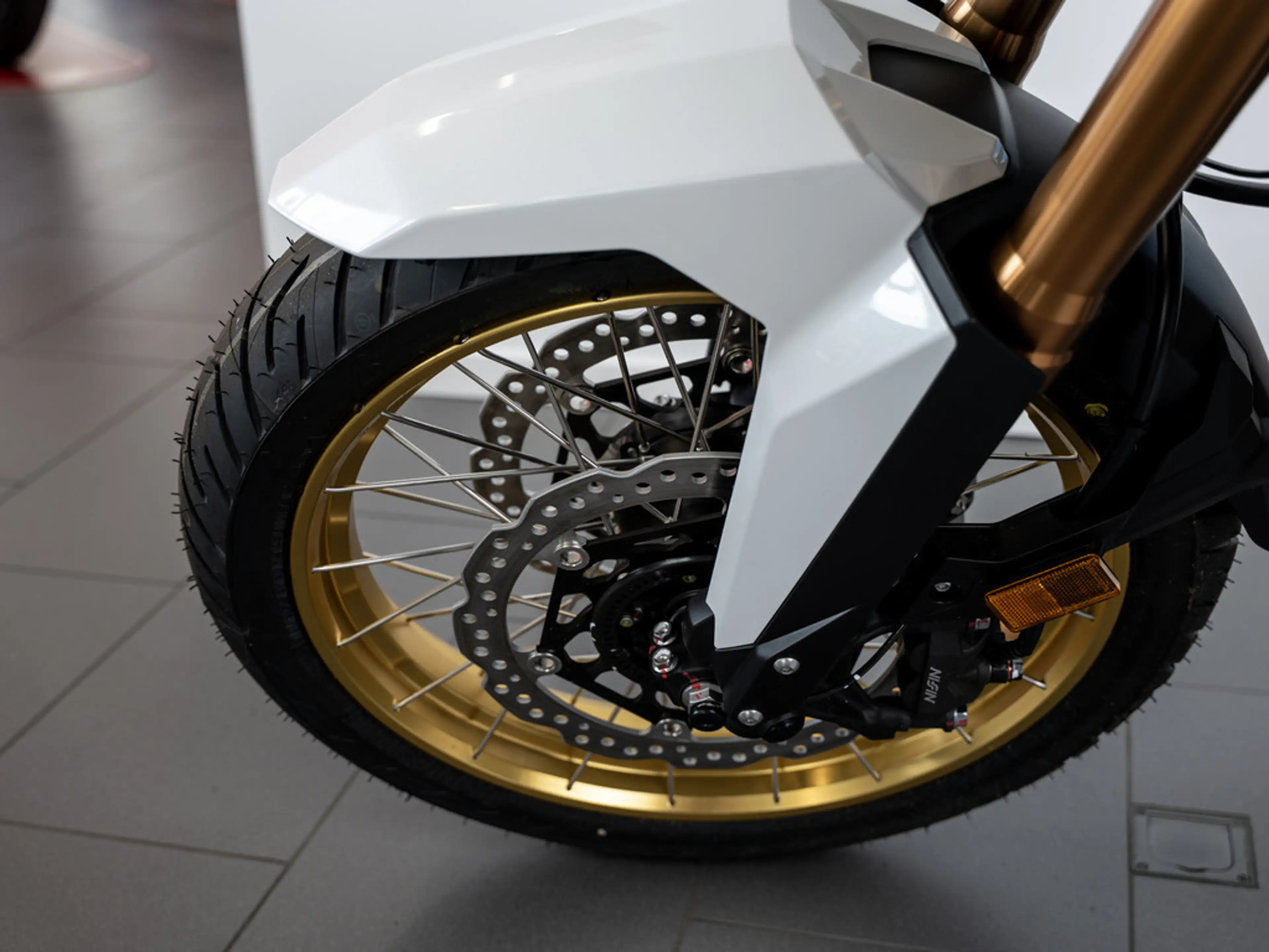 Honda CRF 1100 L Africa Twin LED Adventure — photo 6