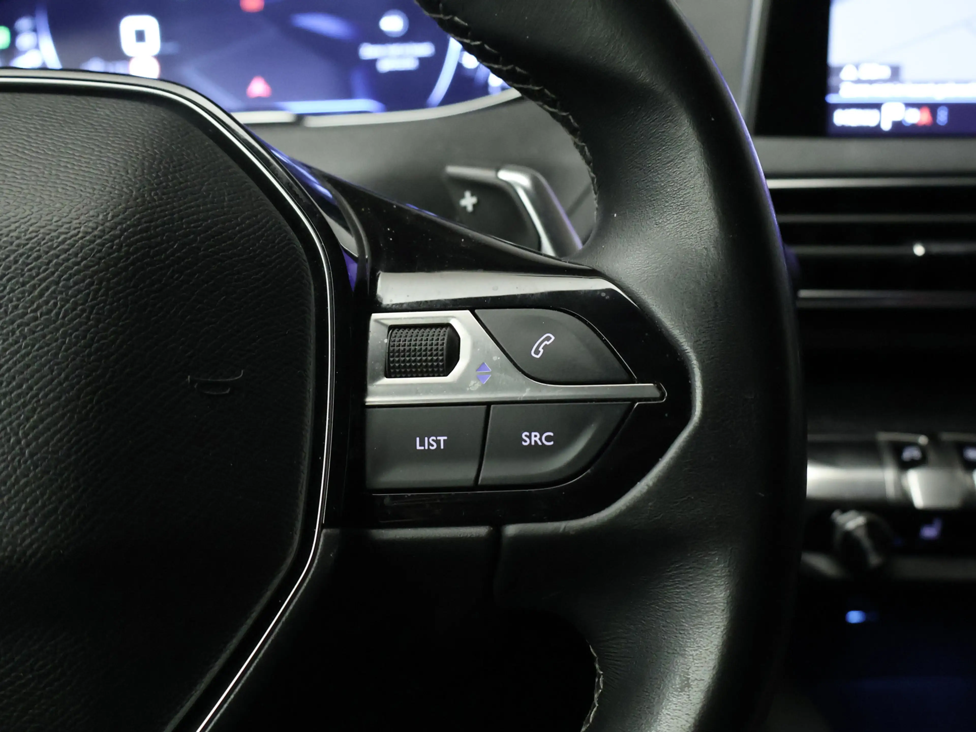Peugeot 3008 1.2 PureTech Crossway Sport (APPLE CARPLAY,NAVI,CA — photo 12