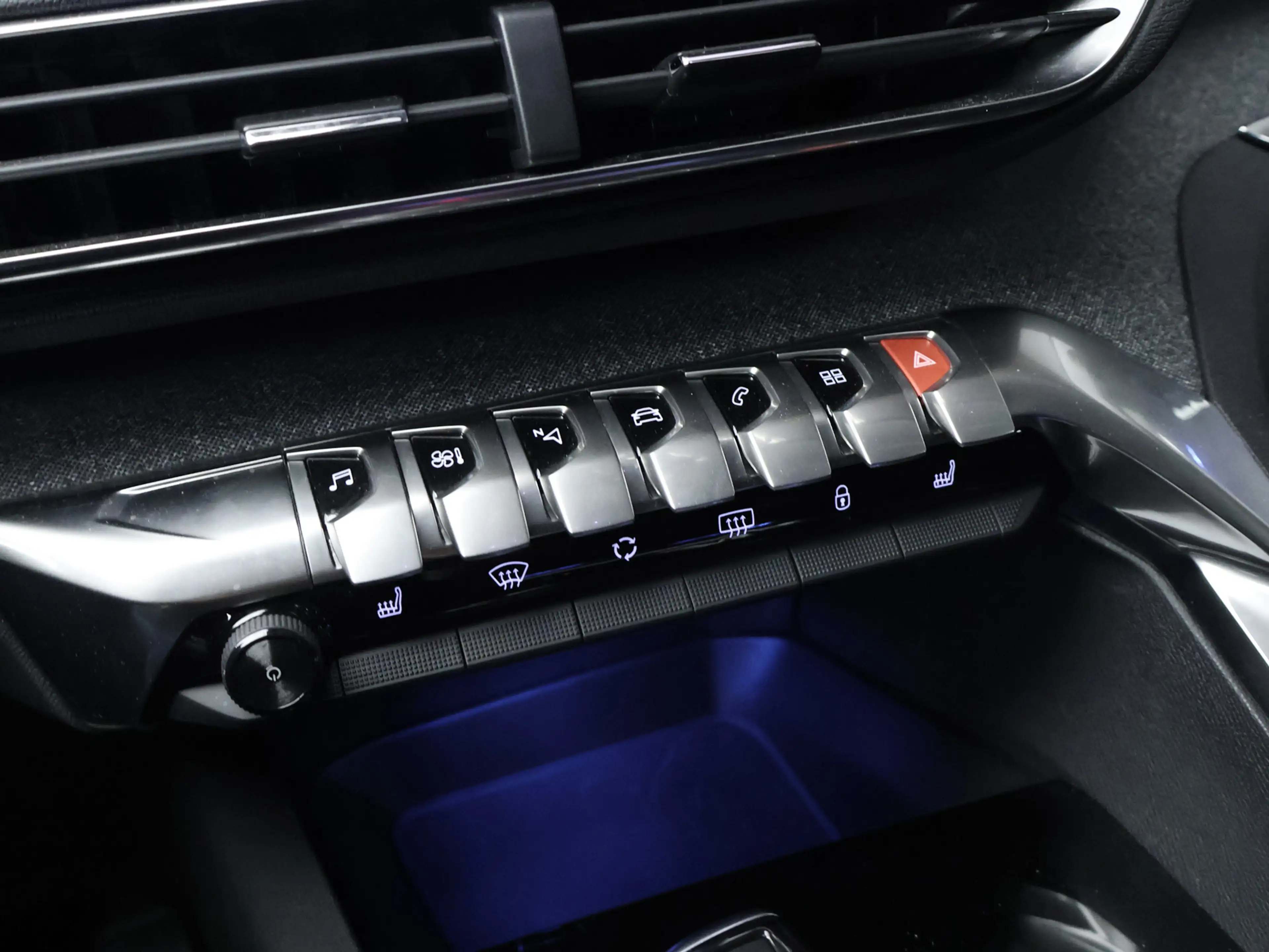 Peugeot 3008 1.2 PureTech Crossway Sport (APPLE CARPLAY,NAVI,CA — photo 17