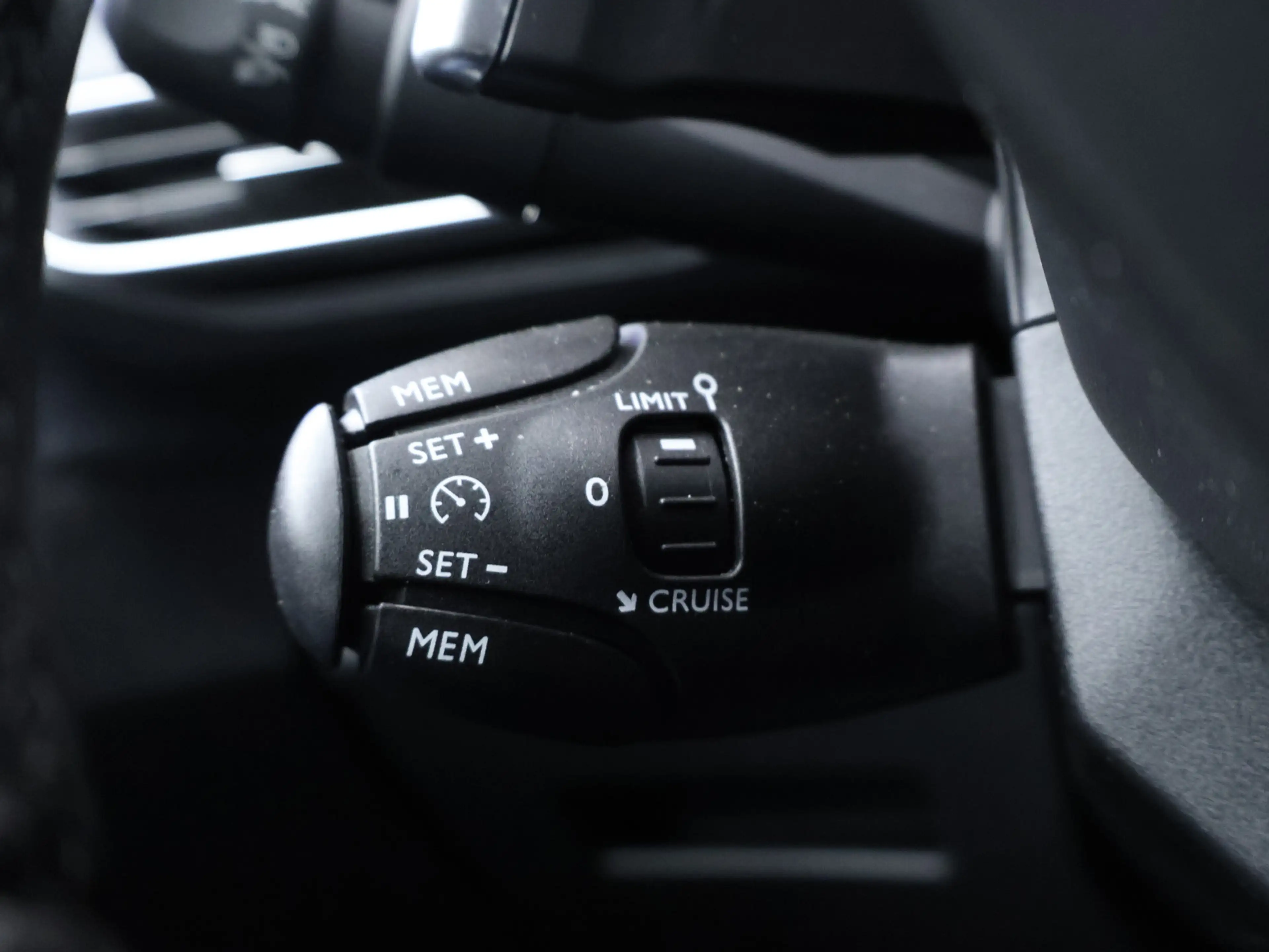 Peugeot 3008 1.2 PureTech Crossway Sport (APPLE CARPLAY,NAVI,CA — photo 10