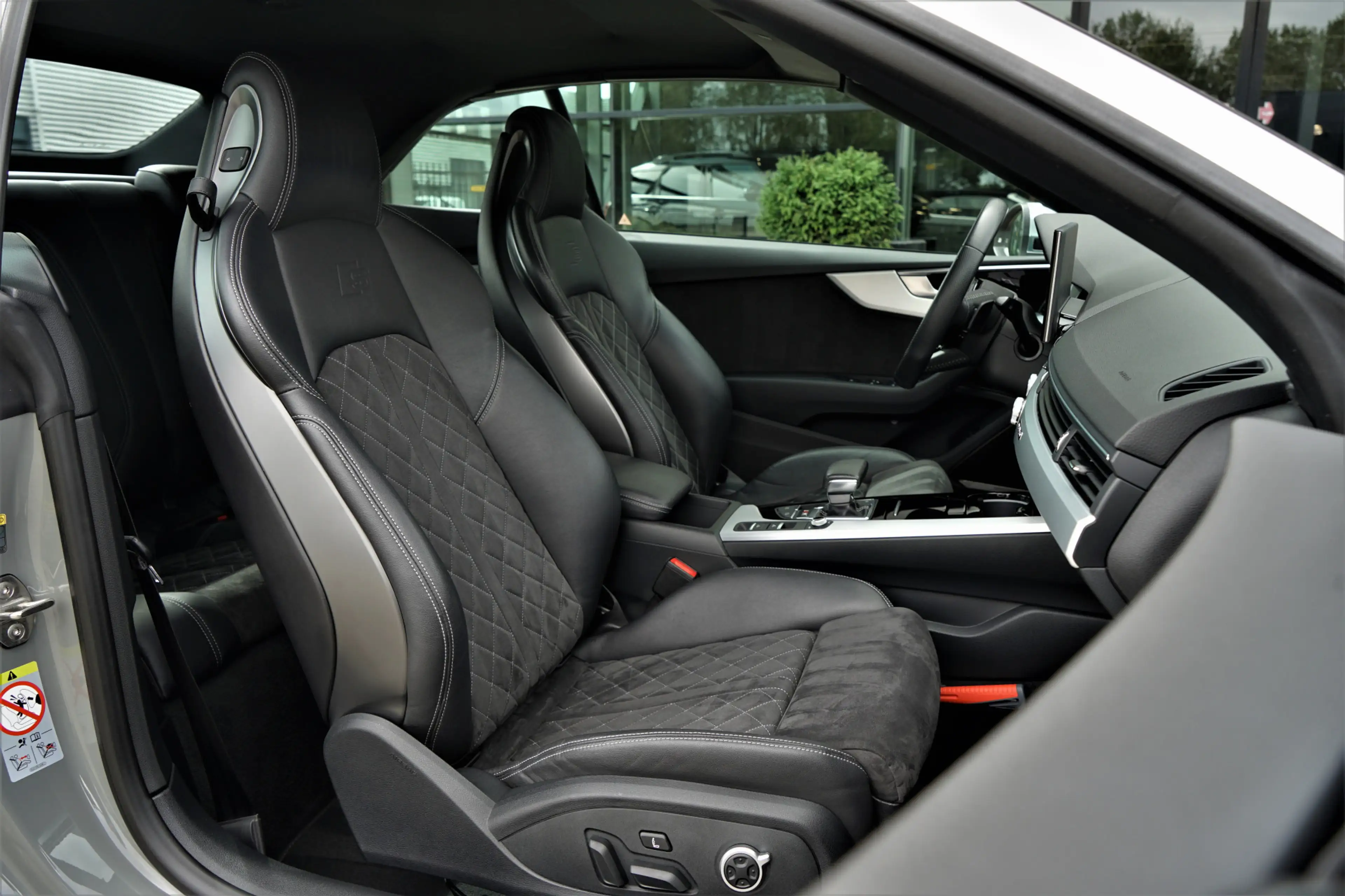 Audi A5 Cabriolet 3.0 TFSI S5 quattro RS-seats Massage B&O — photo 4