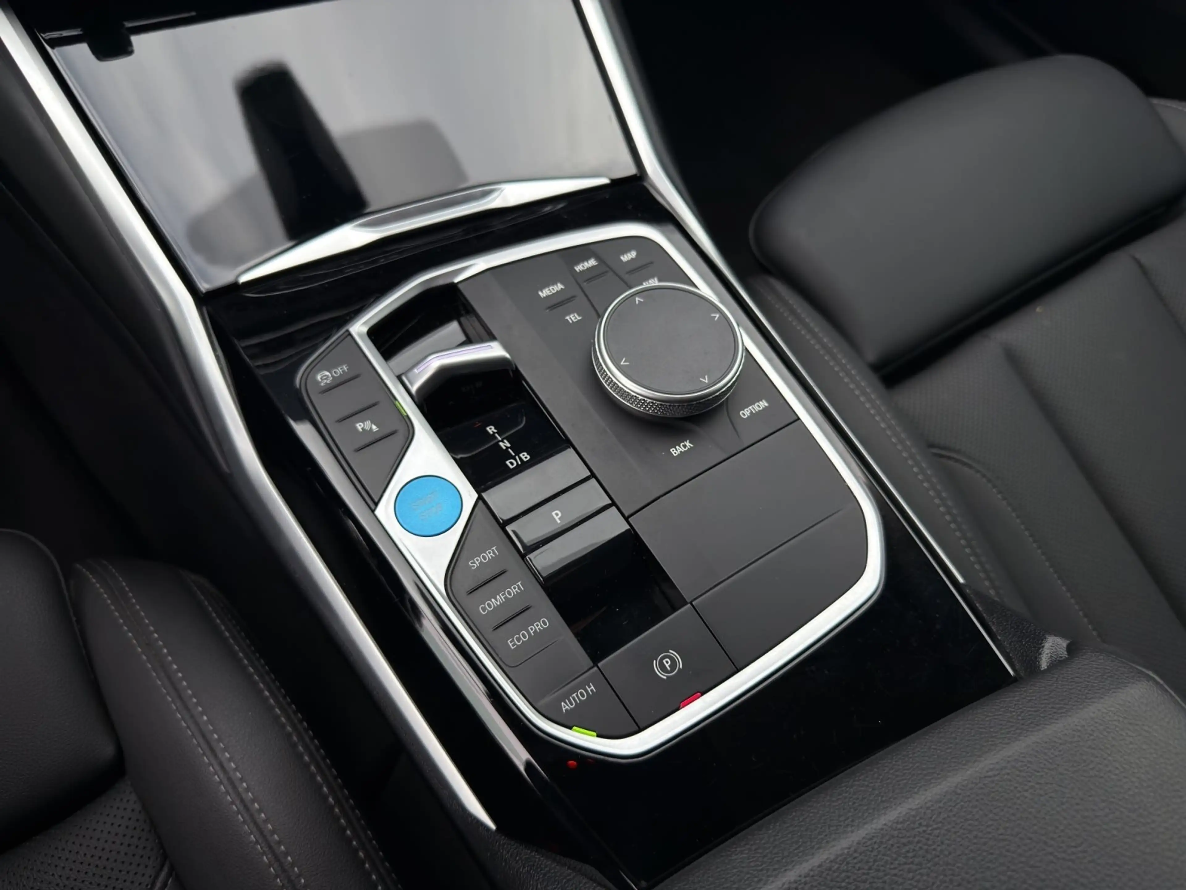 BMW i4 eDrive35 Gran Coupé — photo 16