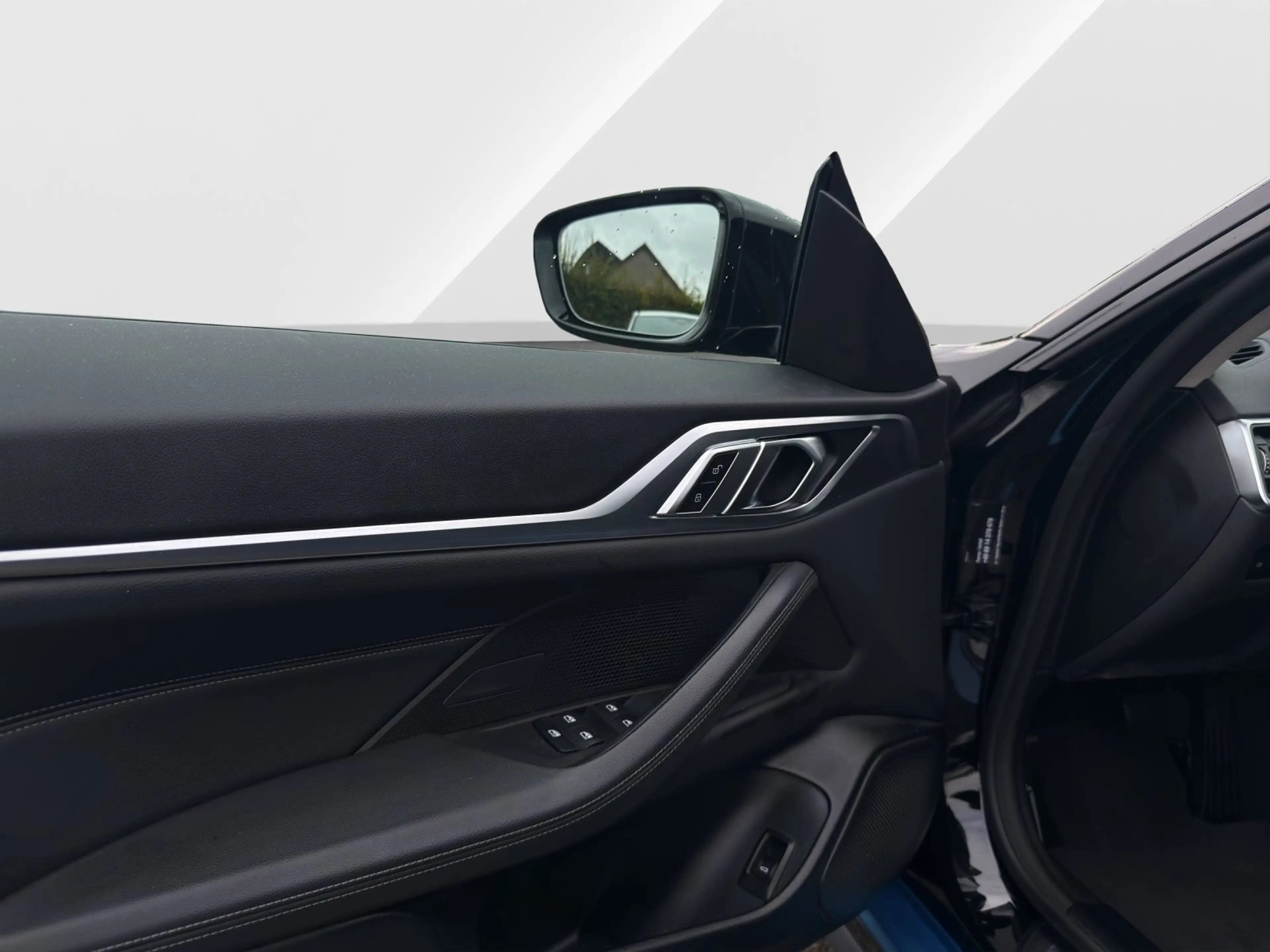 BMW i4 eDrive35 Gran Coupé — photo 10