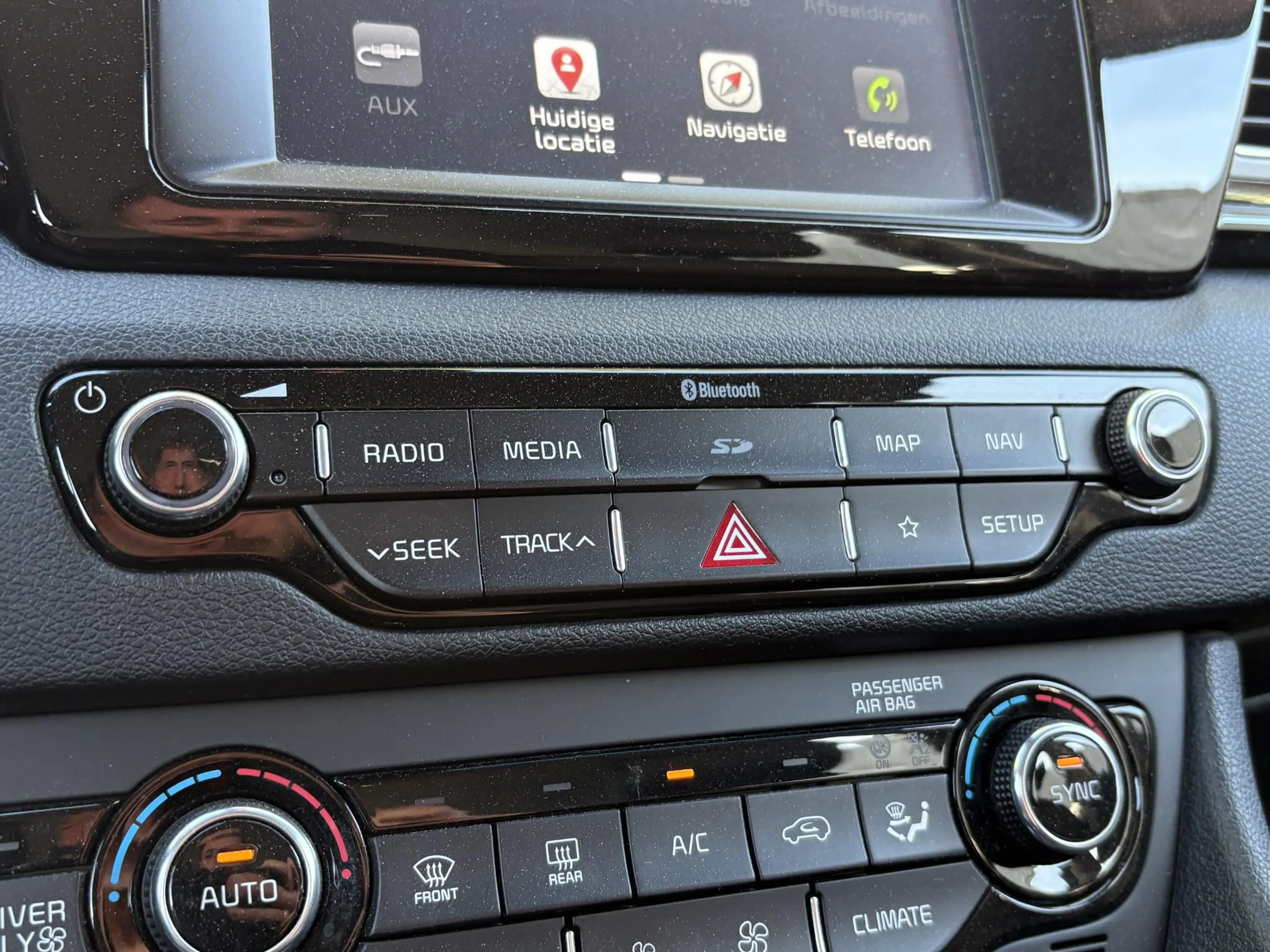 Kia Niro 1.6 GDi Hybrid DynamicLine - Navigatie - Climate C — photo 22