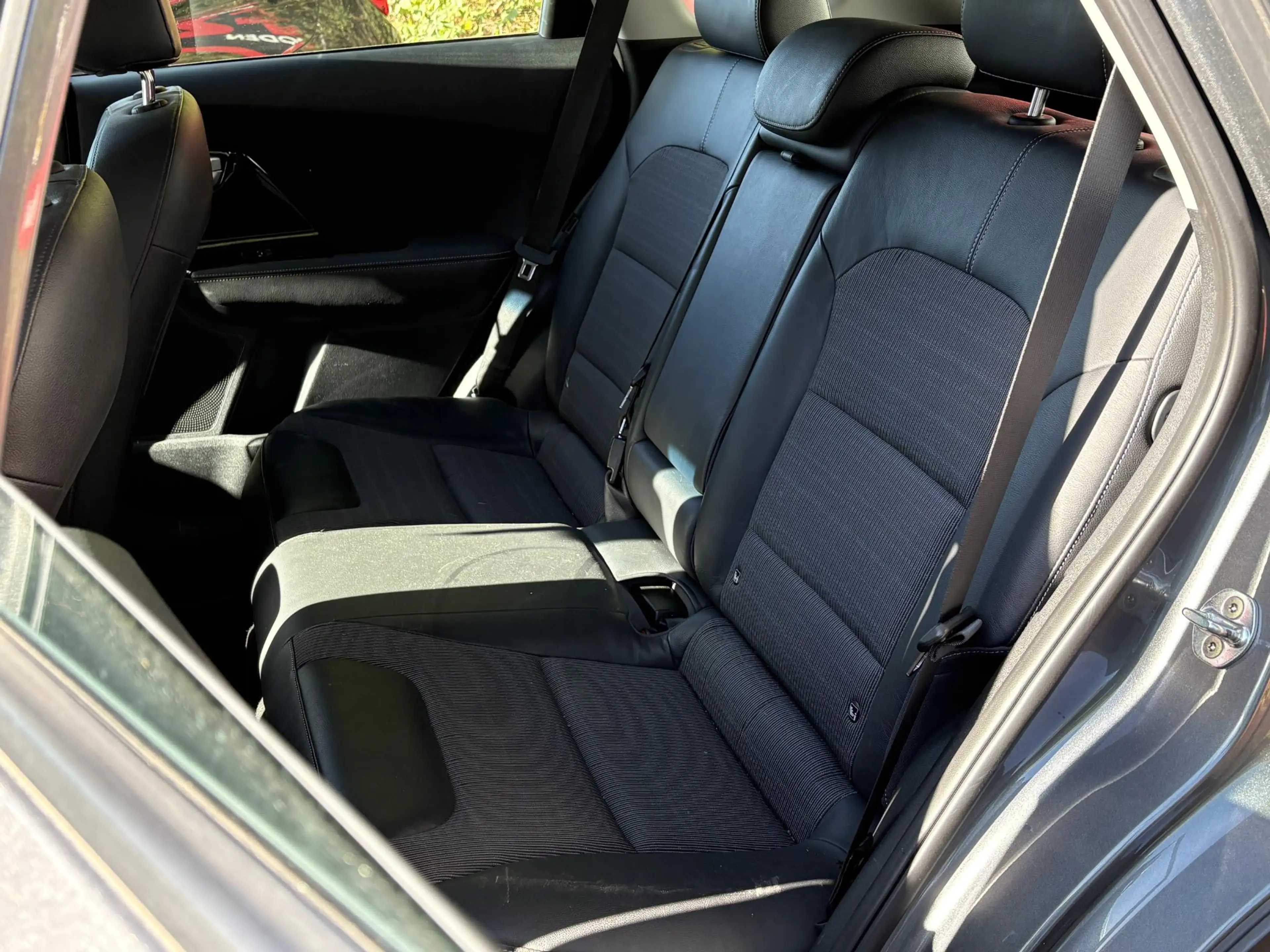 Kia Niro 1.6 GDi Hybrid DynamicLine - Navigatie - Climate C — photo 6