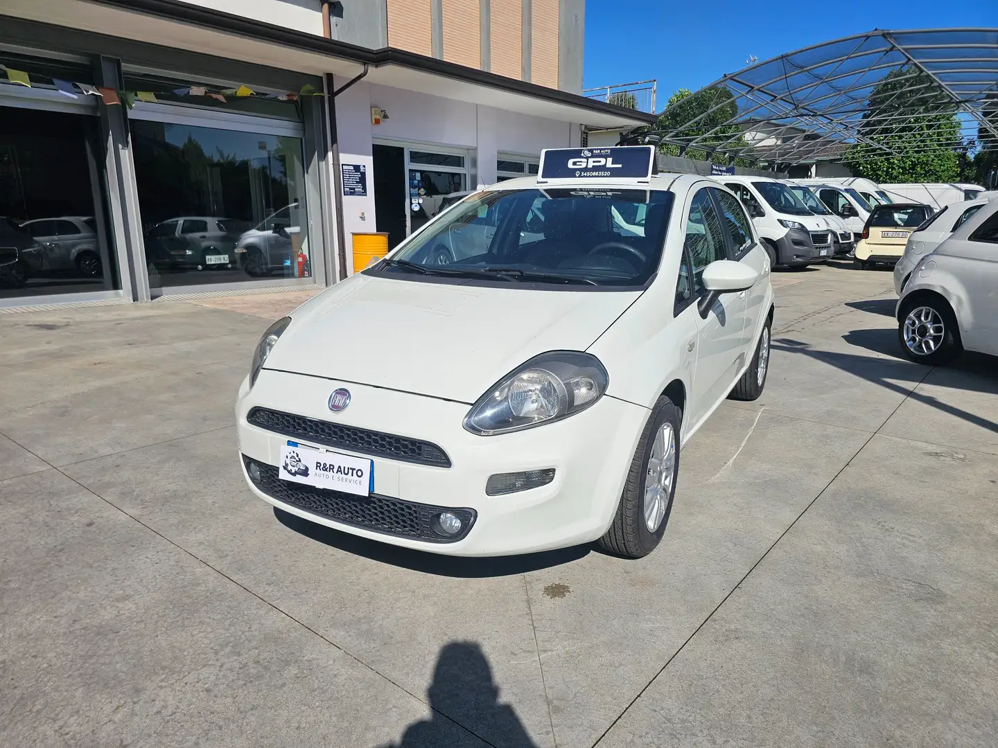 Fiat Punto Punto 5p 1.4 easypower Easy Gpl Blanc - 1