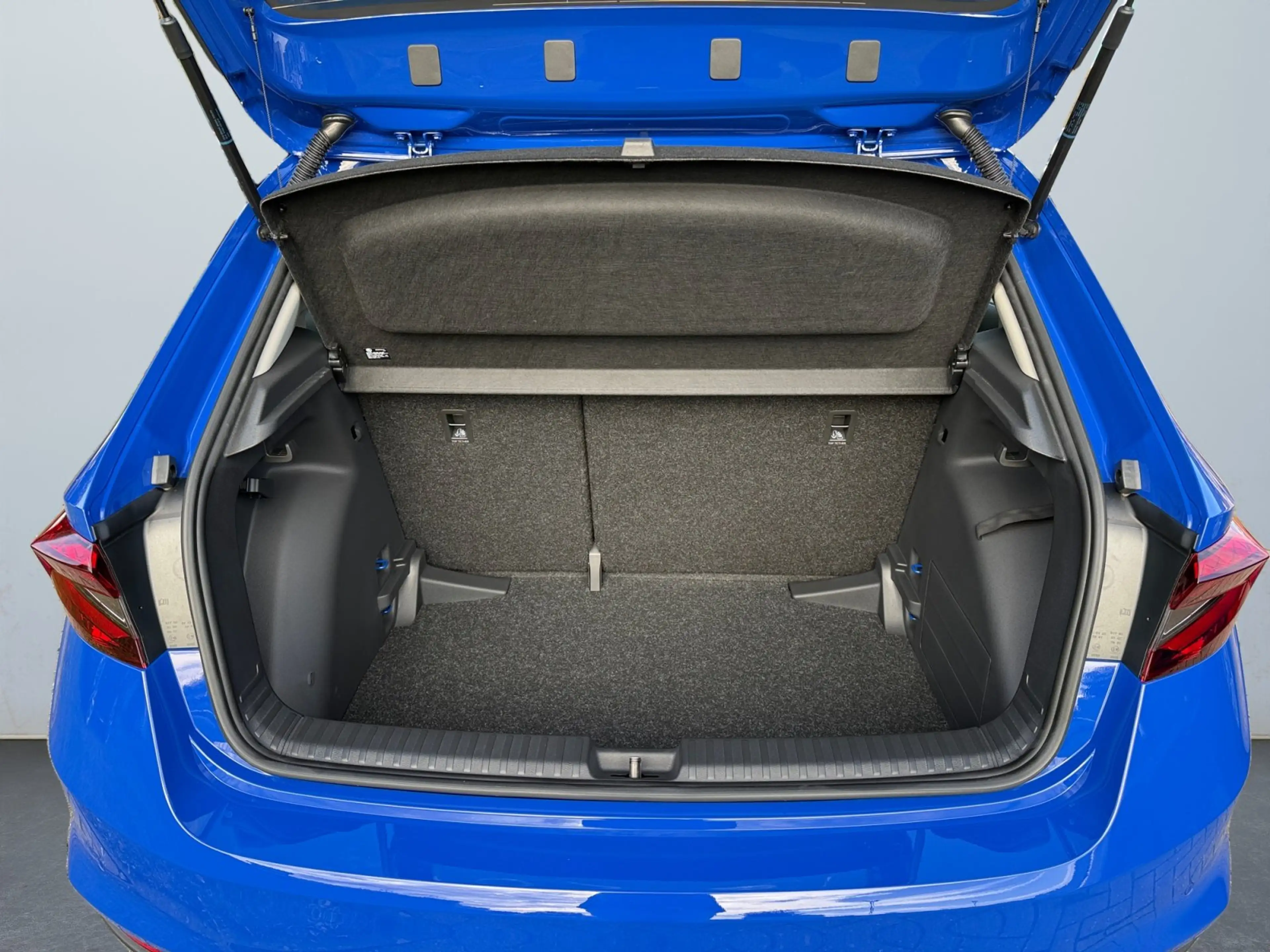 Skoda Fabia 1.0 MPI Essence LED, 2x elektr Fensterheber — photo 14