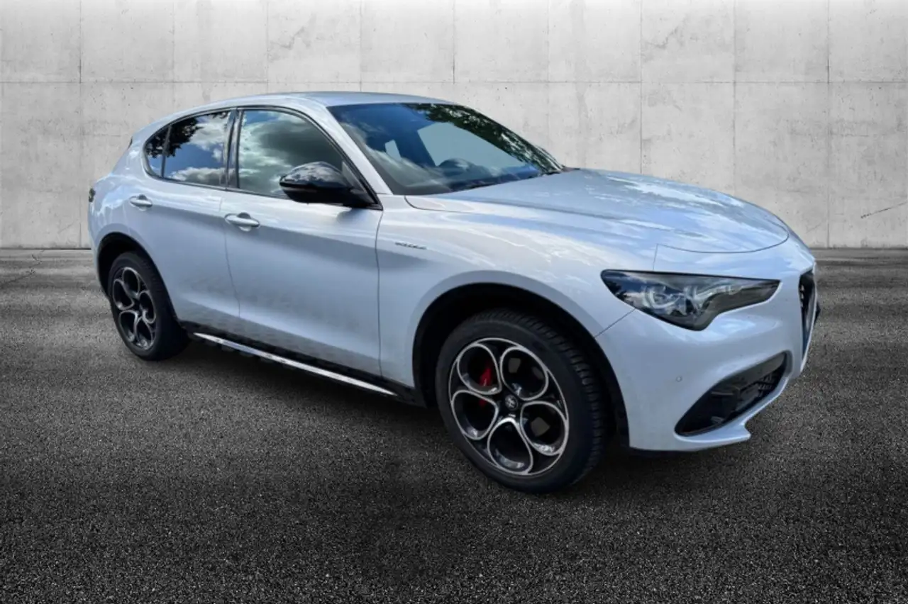 Alfa Romeo Stelvio 2024