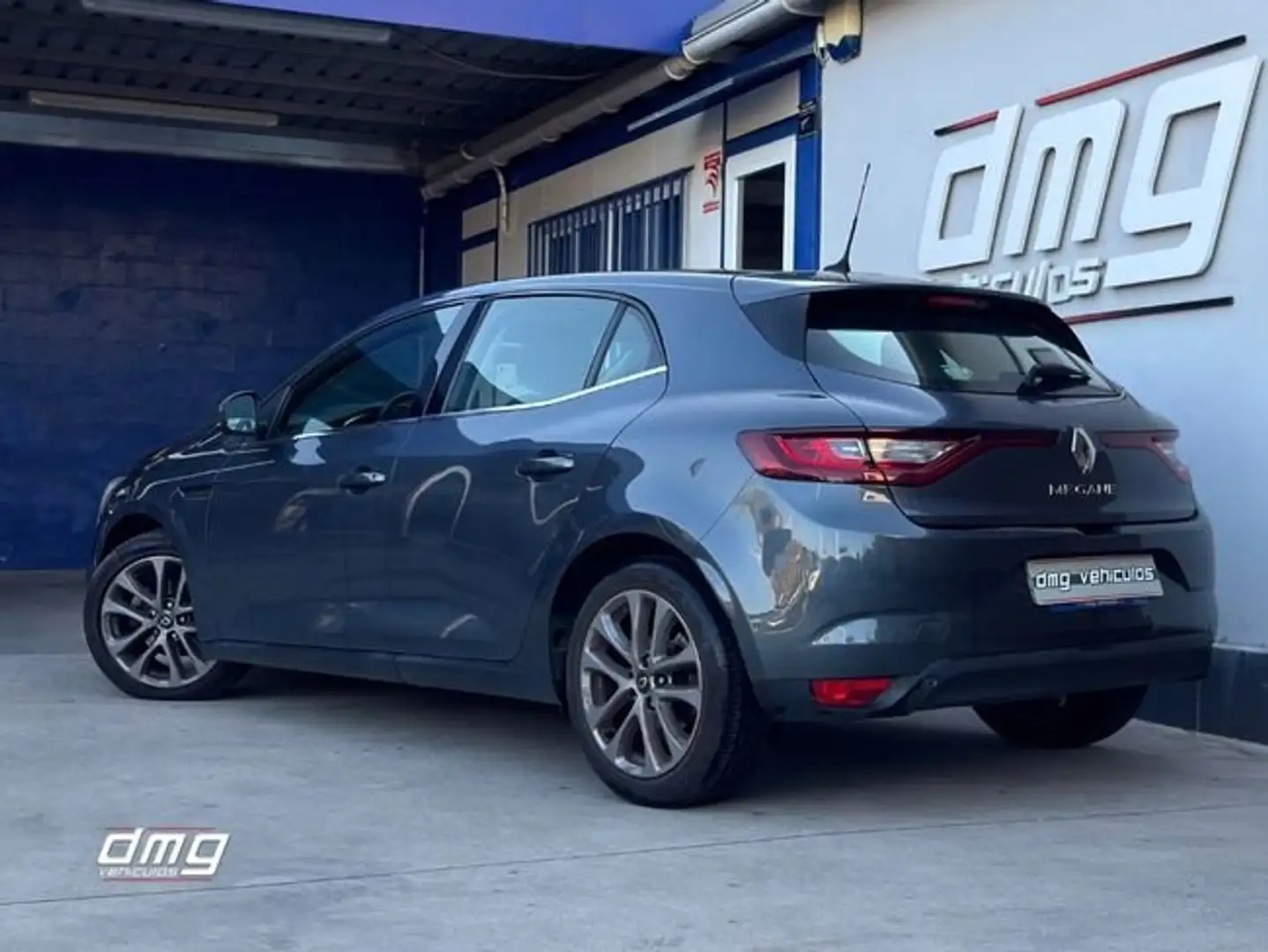 Renault Megane Berlina Intens Energy dCi 81 kW Gris - 2
