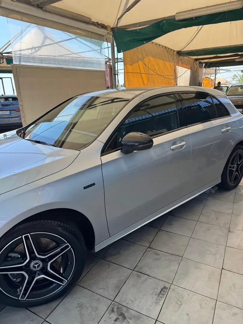 Mercedes-Benz A 250 A 250 e phev (eq-power) Premium Plus edition auto Argento - 2