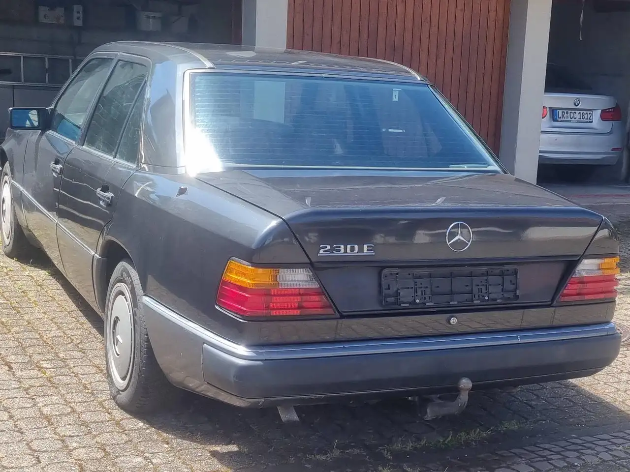 Mercedes-Benz 230 W124 230E, foto 5