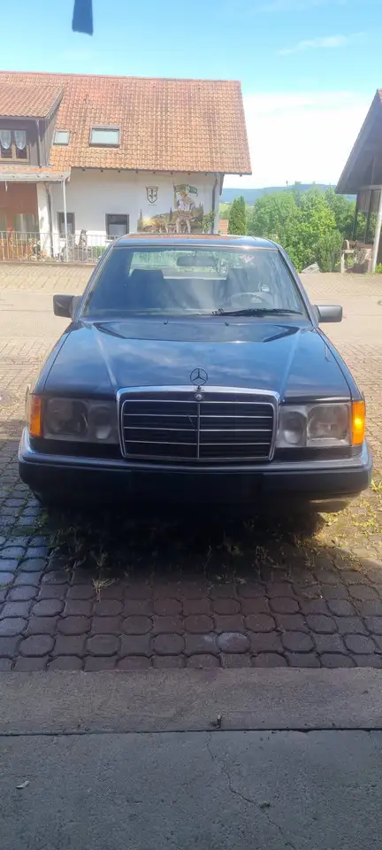 Mercedes-Benz 230 W124 230E, foto 1
