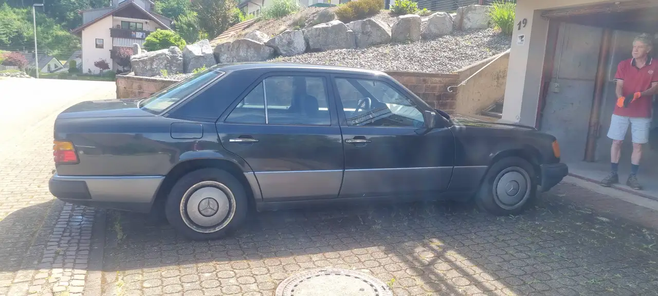 Mercedes-Benz 230 W124 230E, foto 7