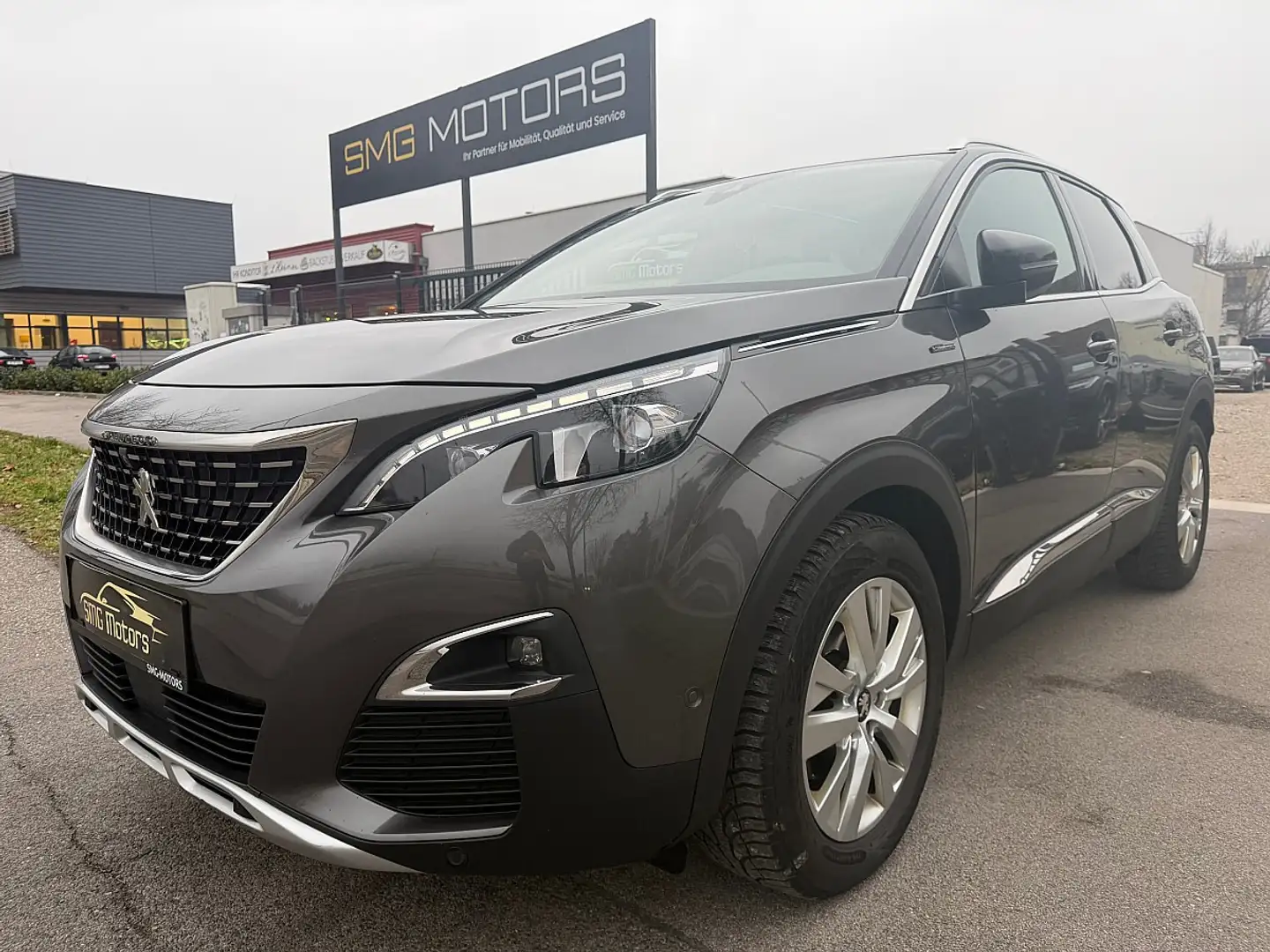 Peugeot 3008 1,5 BlueHDi 130 S&S EAT8 GT Line Aut. Grau - 1