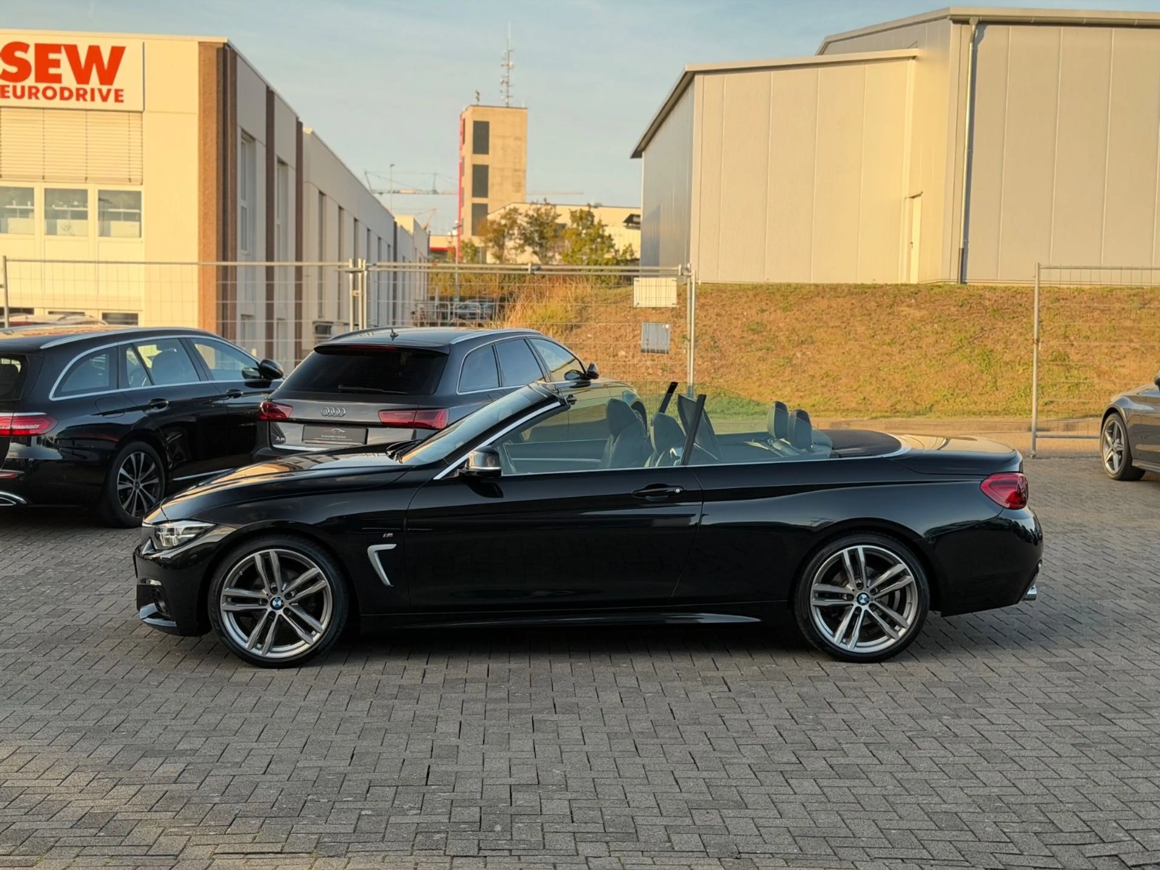 BMW 420 i M Sport Cabrio *Leder*Head-up*Kamera*LED* — photo 46