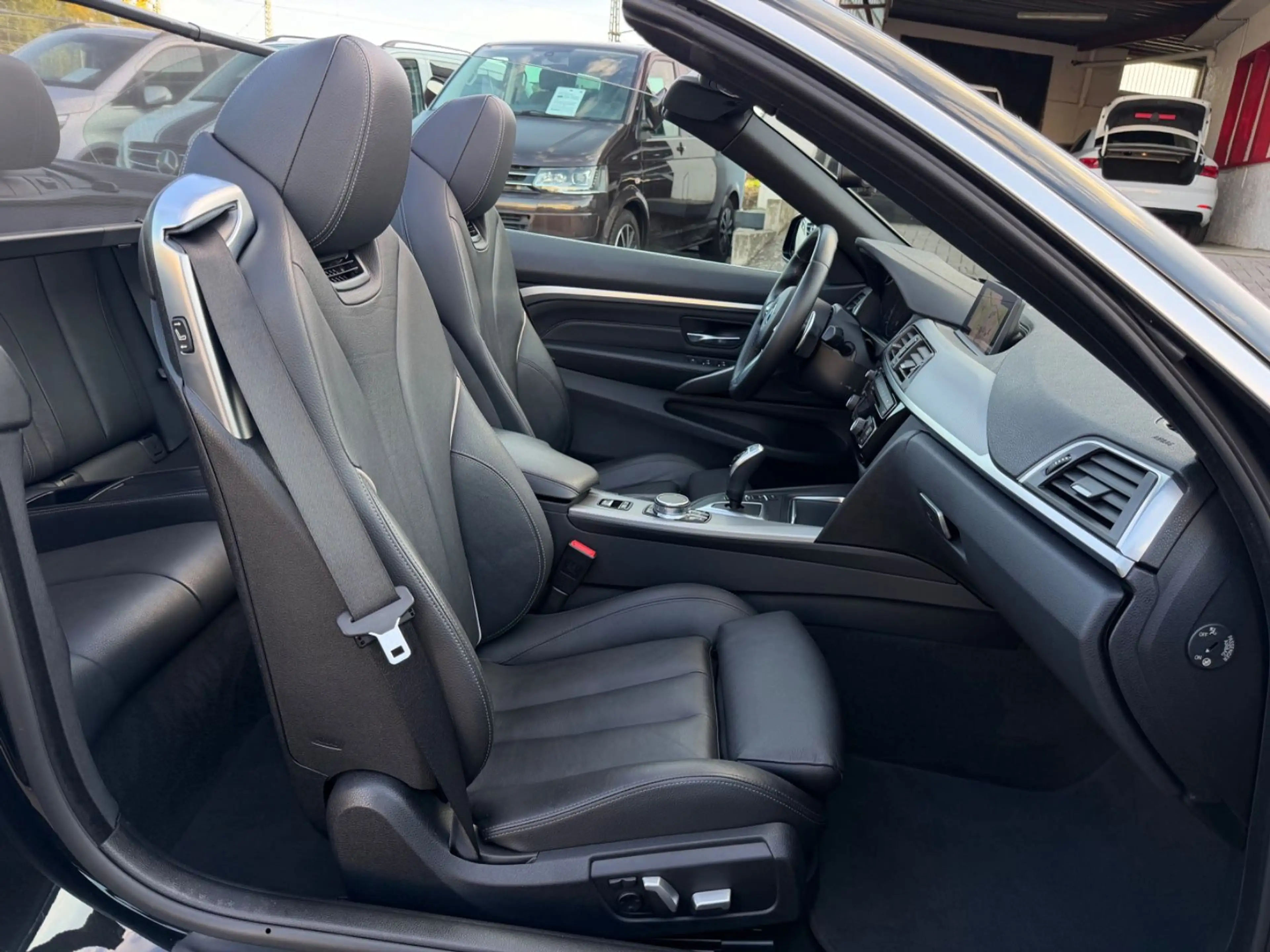 BMW 420 i M Sport Cabrio *Leder*Head-up*Kamera*LED* — photo 40