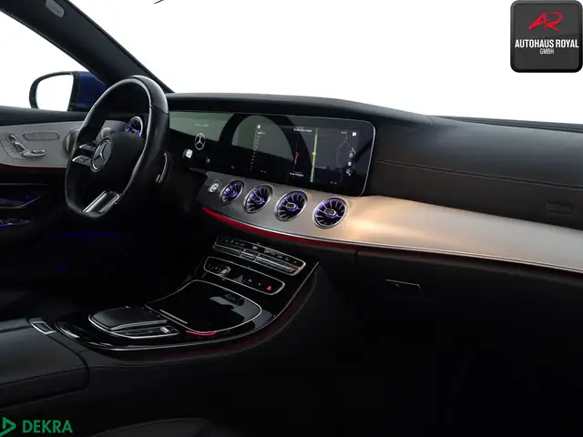 Mercedes-Benz 450 view 11