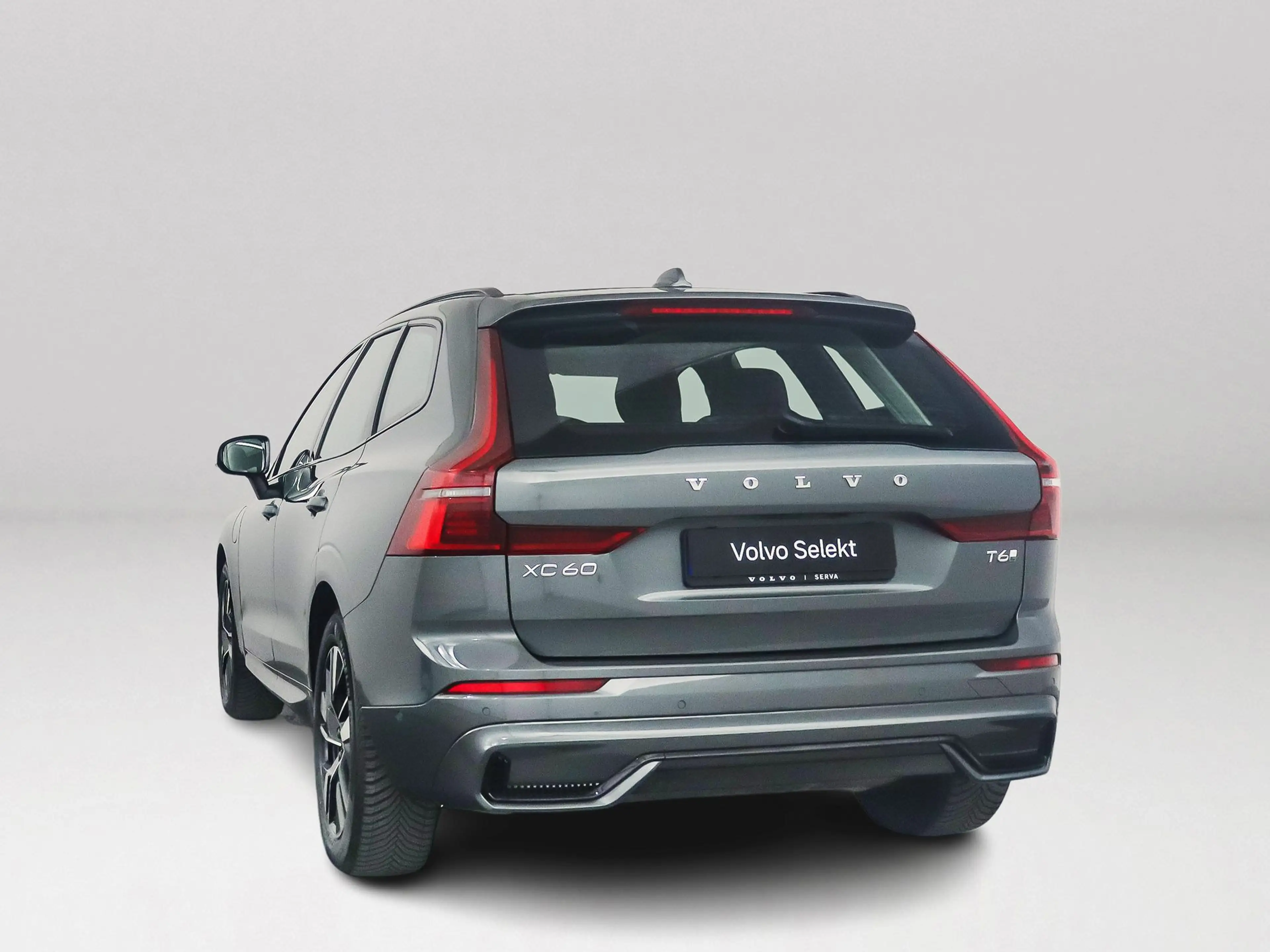 Volvo XC60 T6 Plug-in hybrid AWD Ultra Dark | SOH 100% | Pano — photo 12