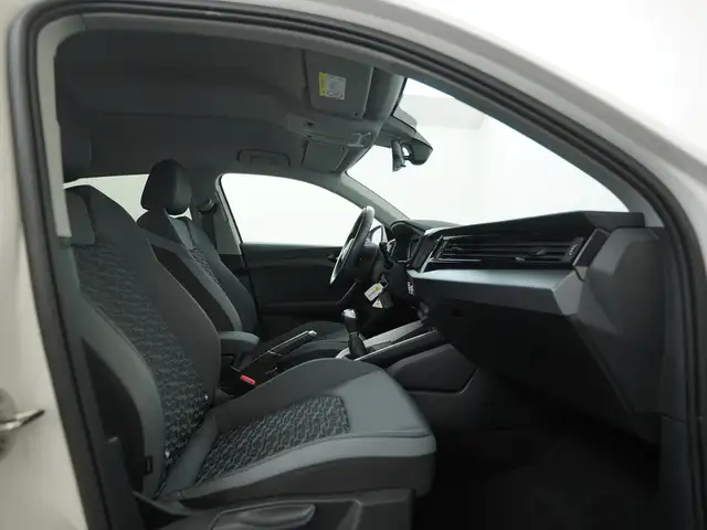 Audi A1 view 3