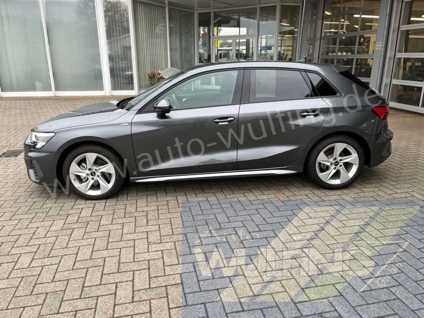 Audi A3 Sportback S-LINE 35 TDI S-Tronic Szürke - 2