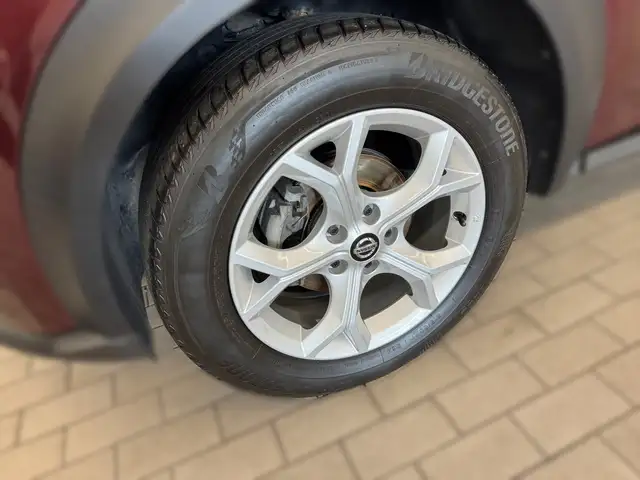 Nissan Juke view 3