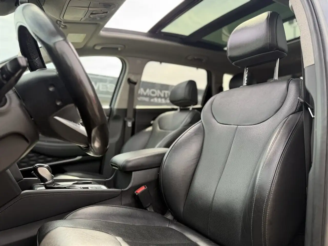 Hyundai SANTA FE снимка Hyundai SANTA FE