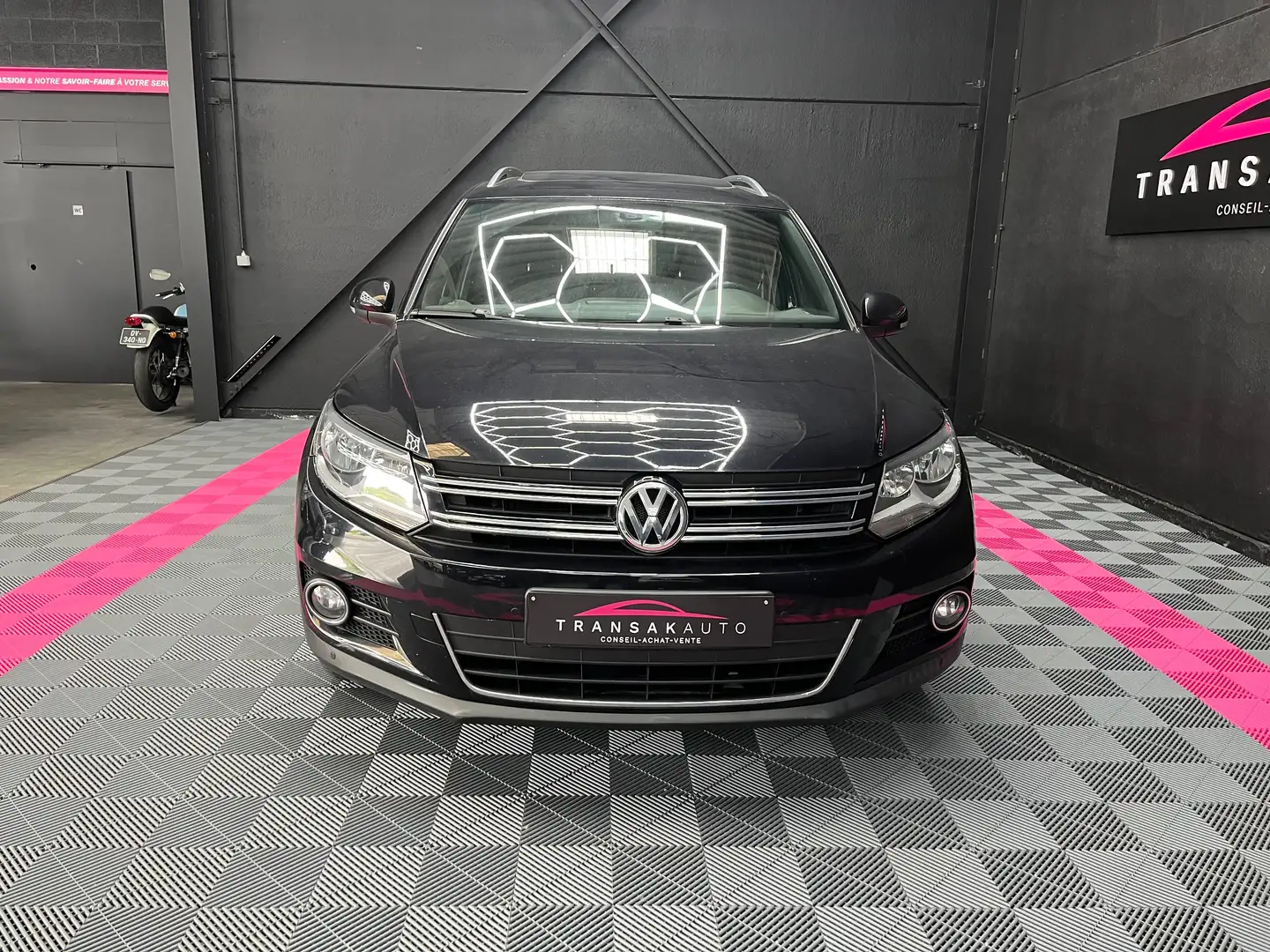 Volkswagen Tiguan 2.0 CR TDi*Toit-Pano*Toit-Ouvrant*Gps*Cuir*Euro5* Noir - 2