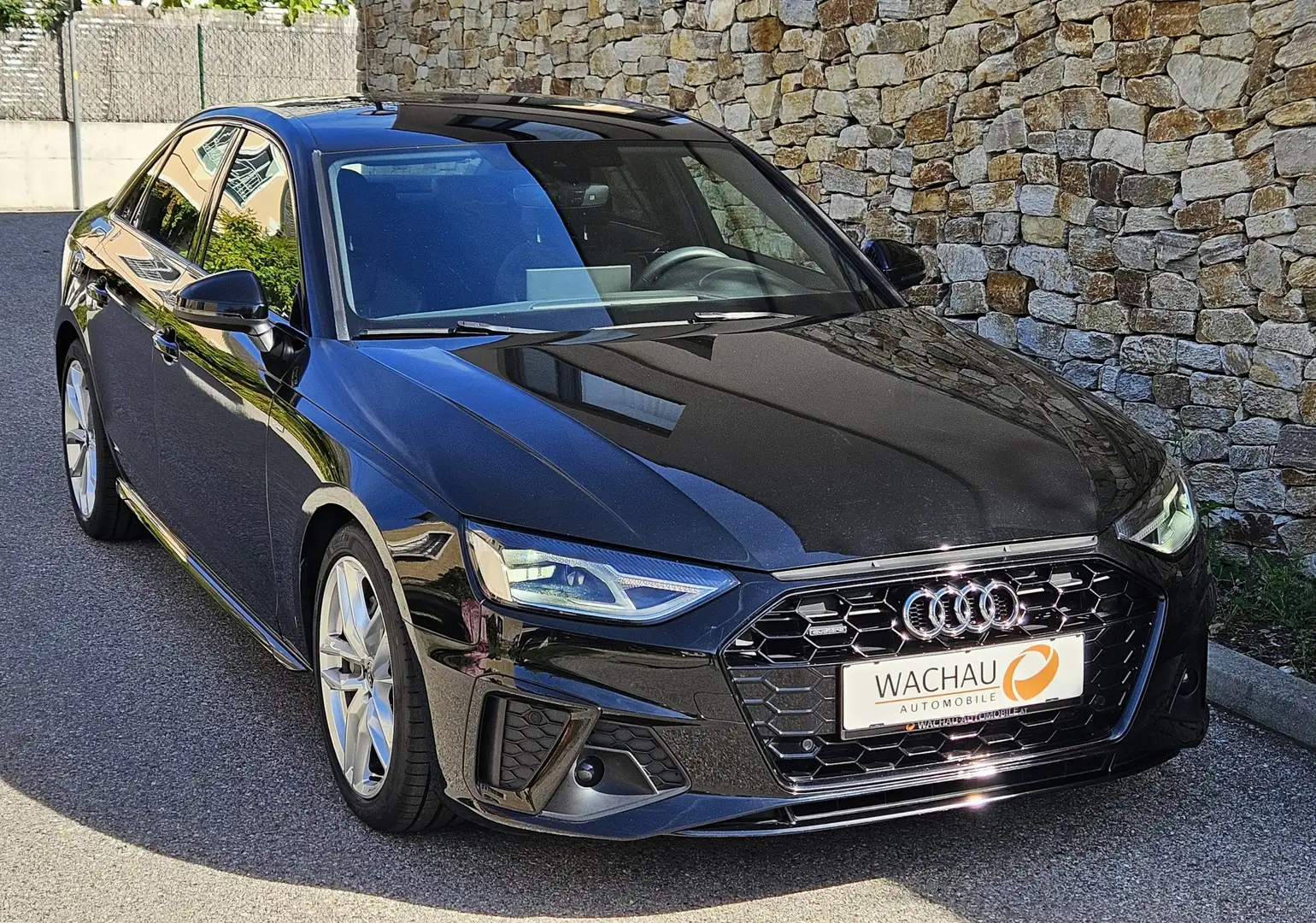 Audi A4 40 TDI quattro S-line*AHK*LEDER*SOUND*KAMERA* Schwarz - 1