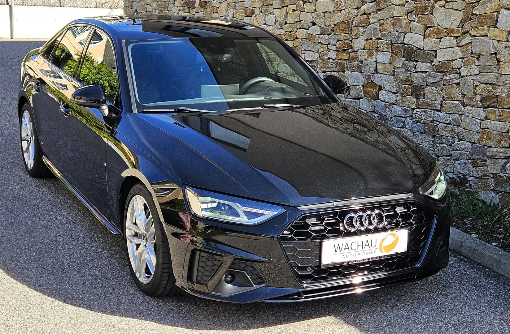 Audi A4 40 TDI quattro S-line*AHK*LEDER*SOUND*KAMERA* Schwarz - 2