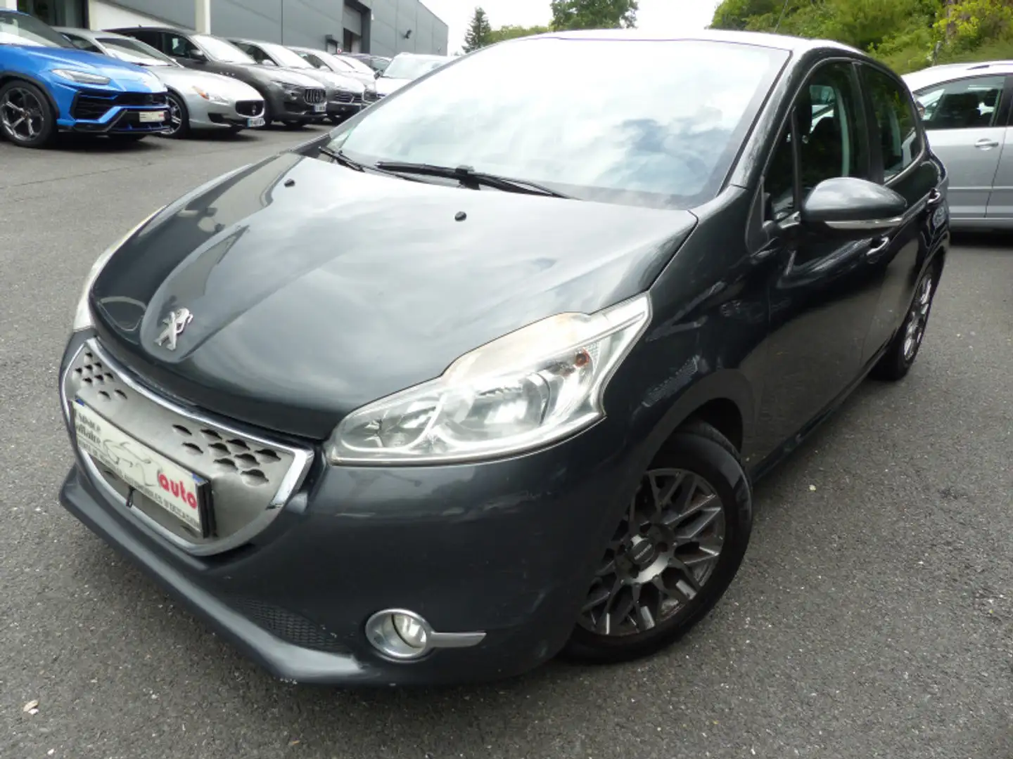 Peugeot 208 1.4 E-HDI FAP BUSINESS BMP5 5P Gris - 1