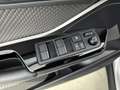 Toyota C-HR 2.0 184 PK Hybrid Executive | Stoel -/ Stuur verwa Grijs - thumbnail 30