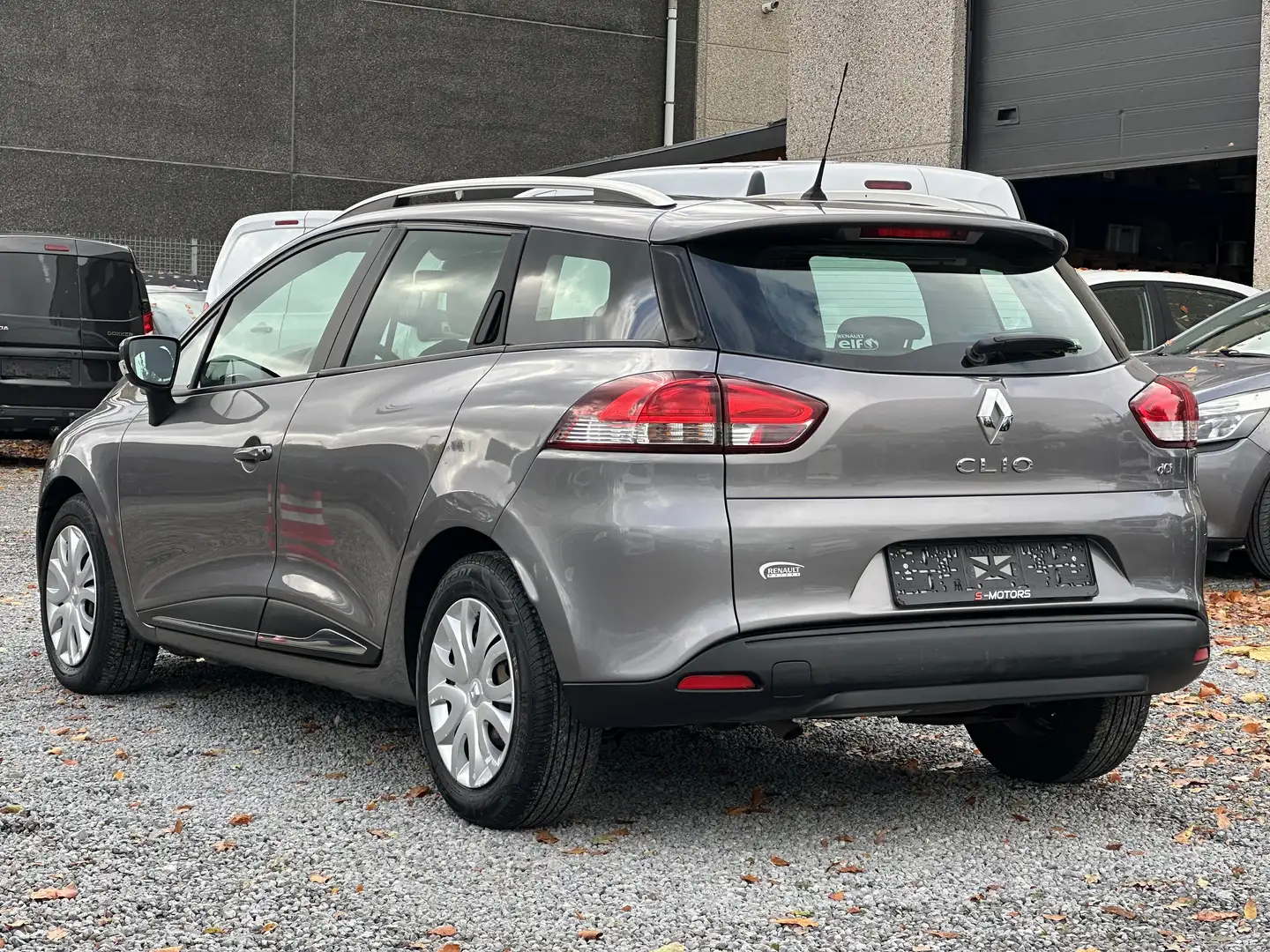 Renault Clio • 1.5 dCi • GPS • AIRCO • Gris - 2
