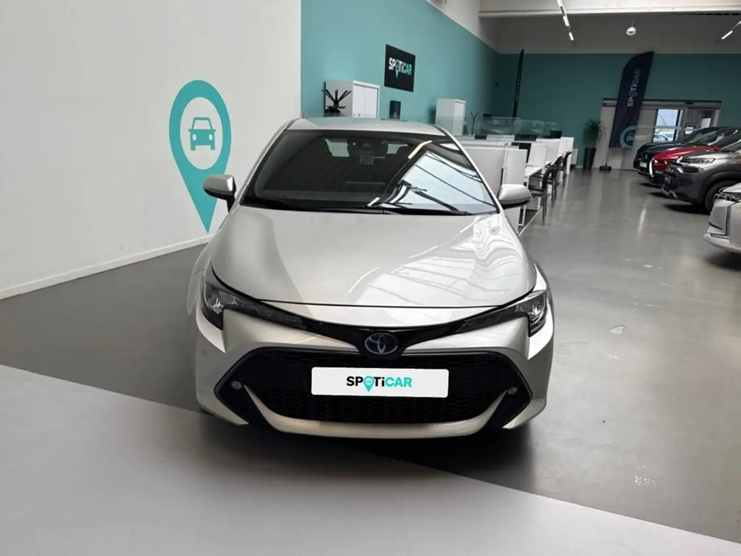 Toyota 1.8 Hybrid  e-CVT Dynamic Plus Gri - 2