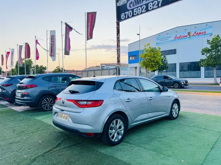 Renault Mégane 2019, foto 5