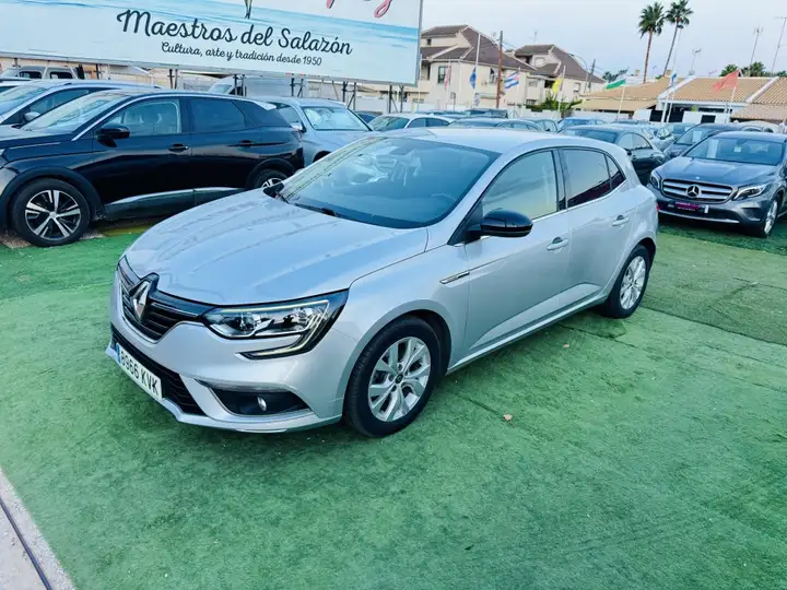 Renault Mégane 2019, foto 7
